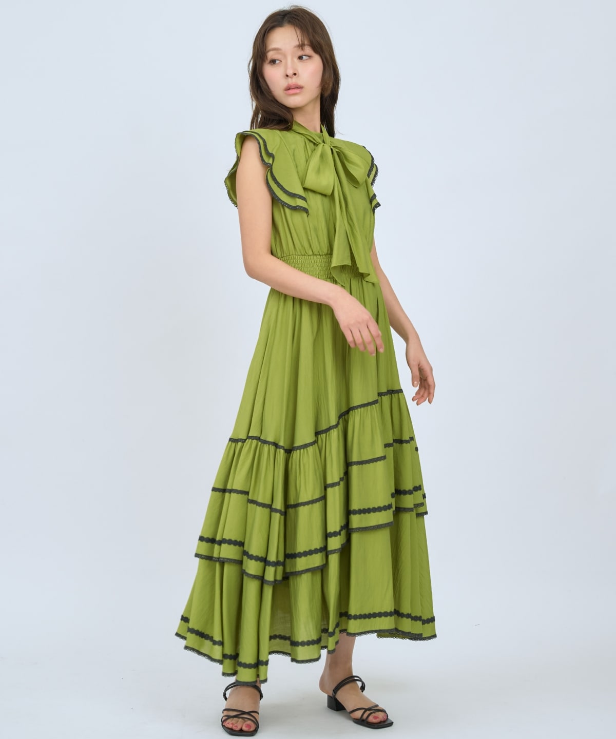 レーストリミングティアードワンピース