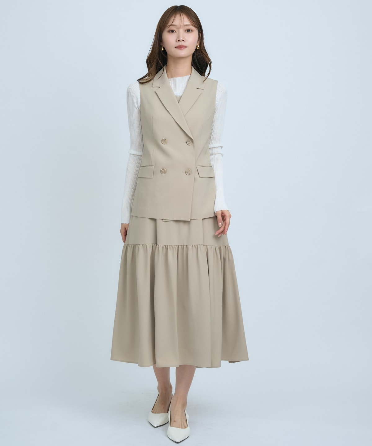 テーラードジレ×ティアードキャミワンピース