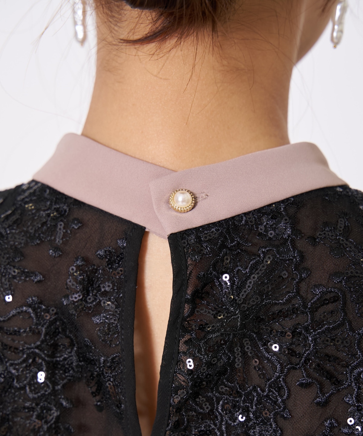 サテントリミングブラウス×ドレス