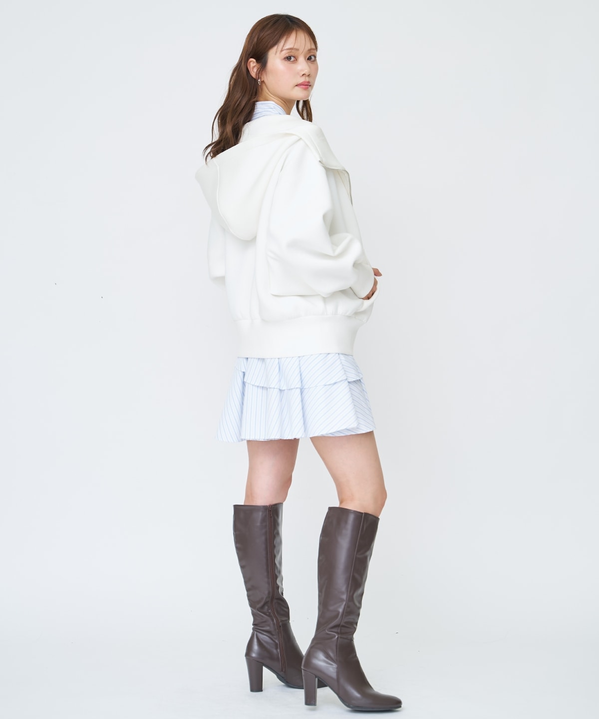 ロゴ刺繍ボンディングZIPパーカー