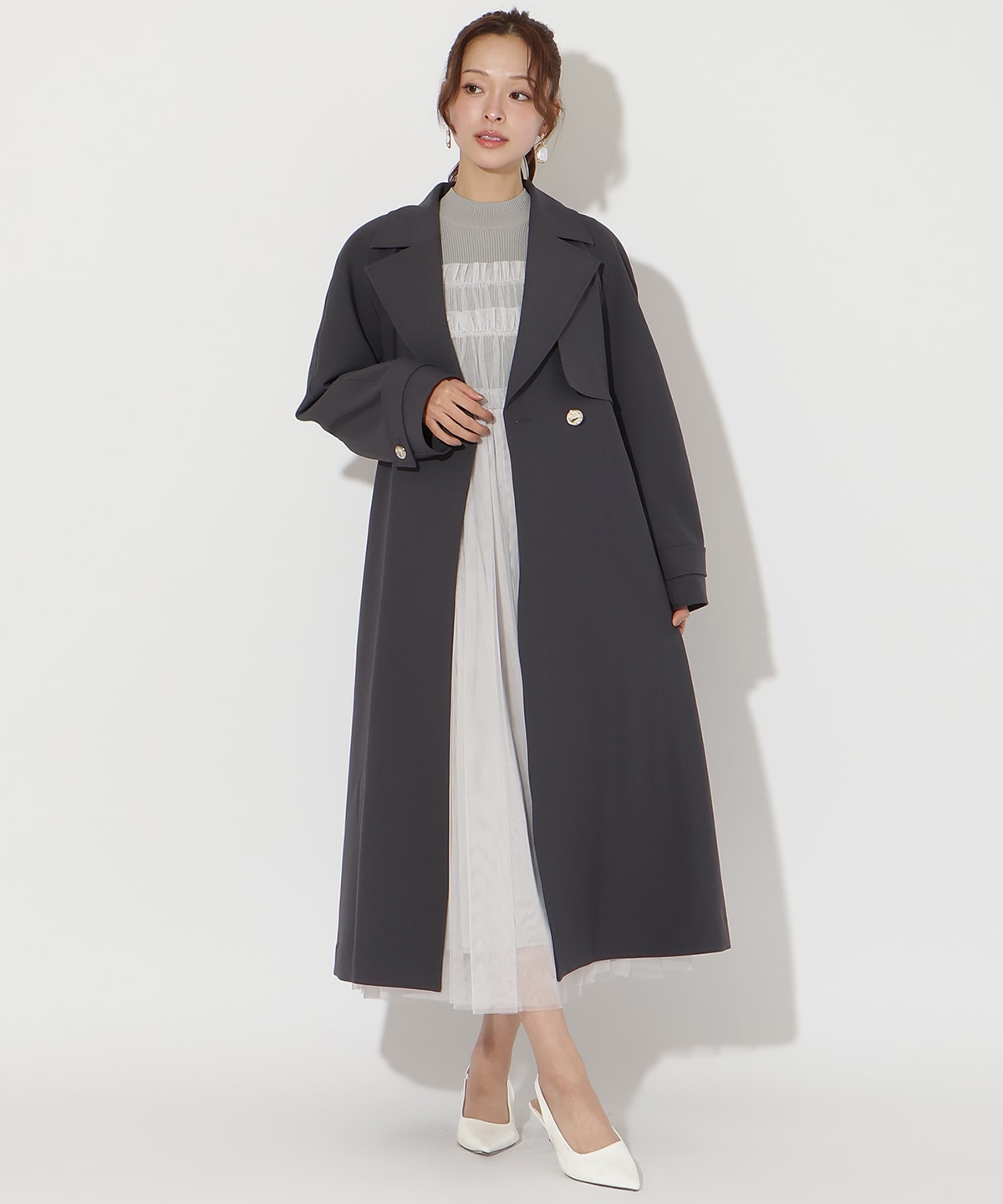 フラップ付きロングコート