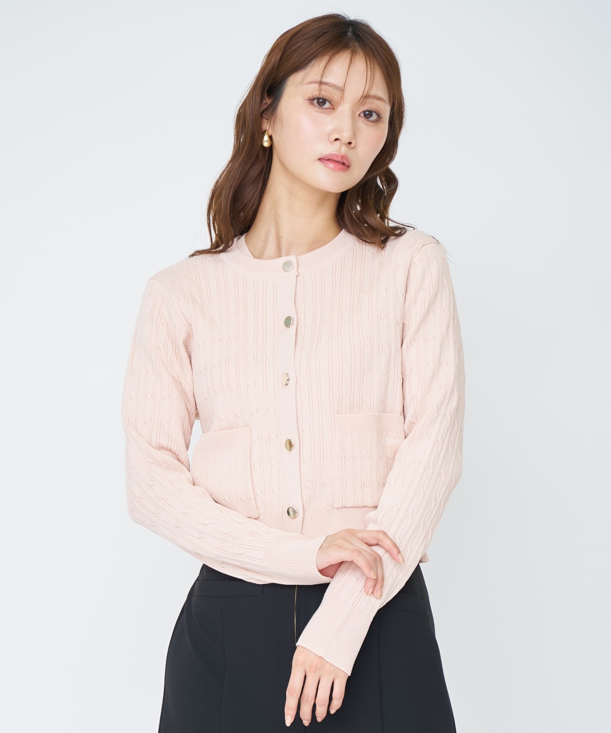 ケーブル編みカーディガンアンサンブル