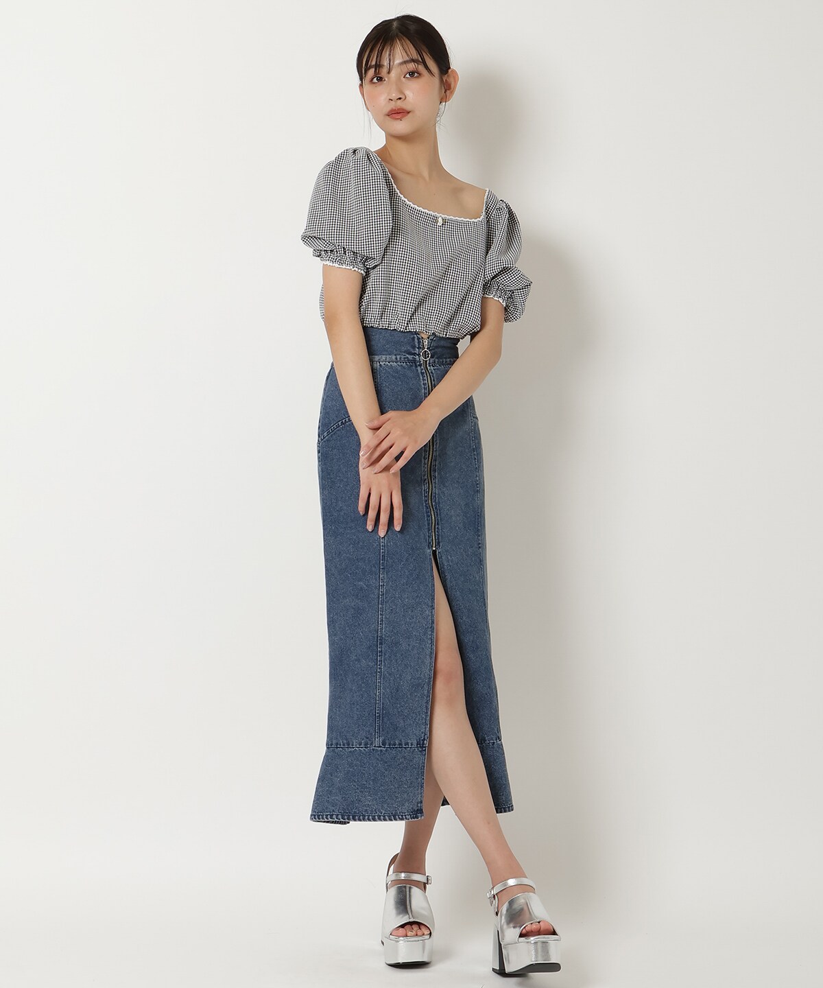 ギンガムチェックパフスリーブブラウス