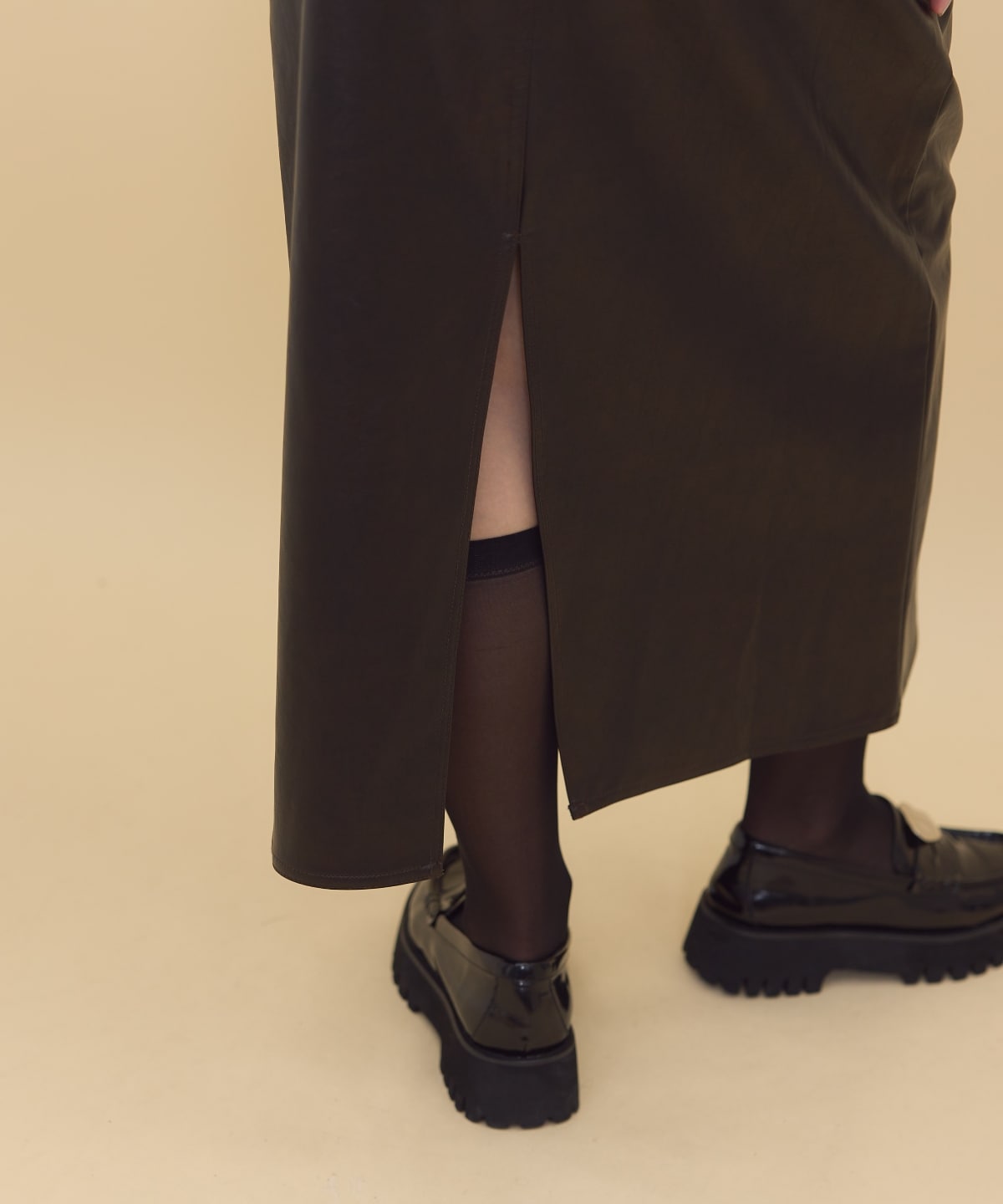 レザーロングスカート