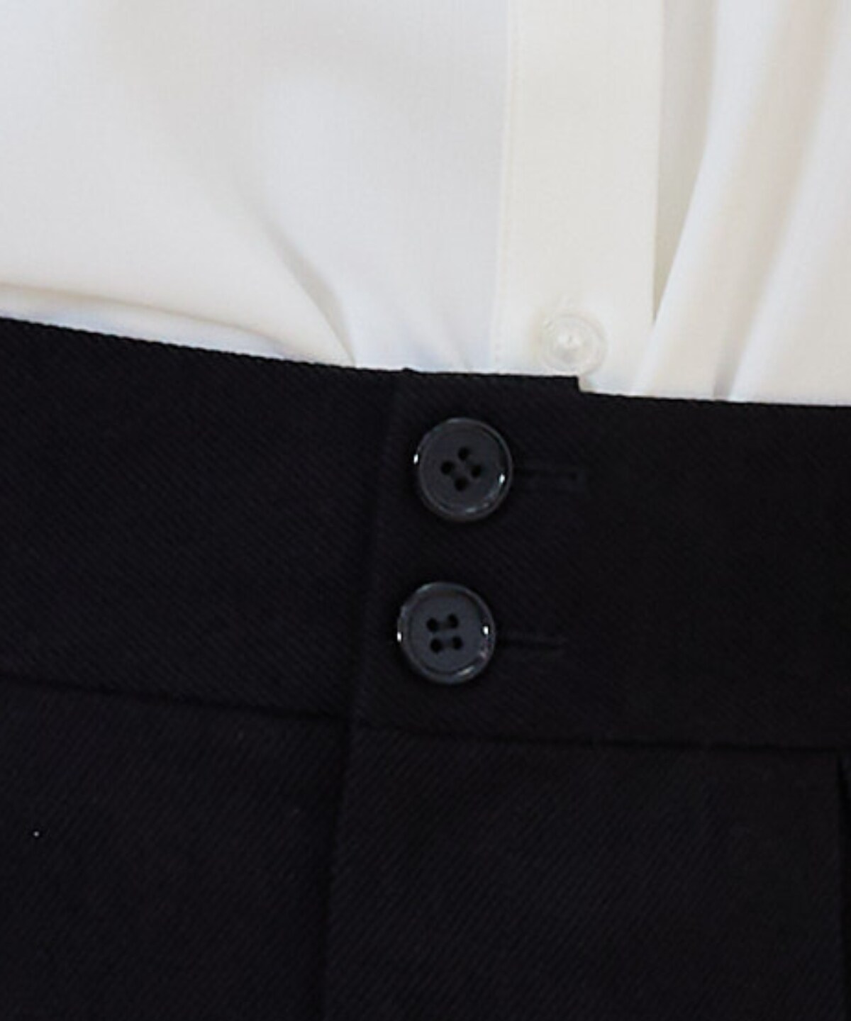 タックプリーツミニスカート