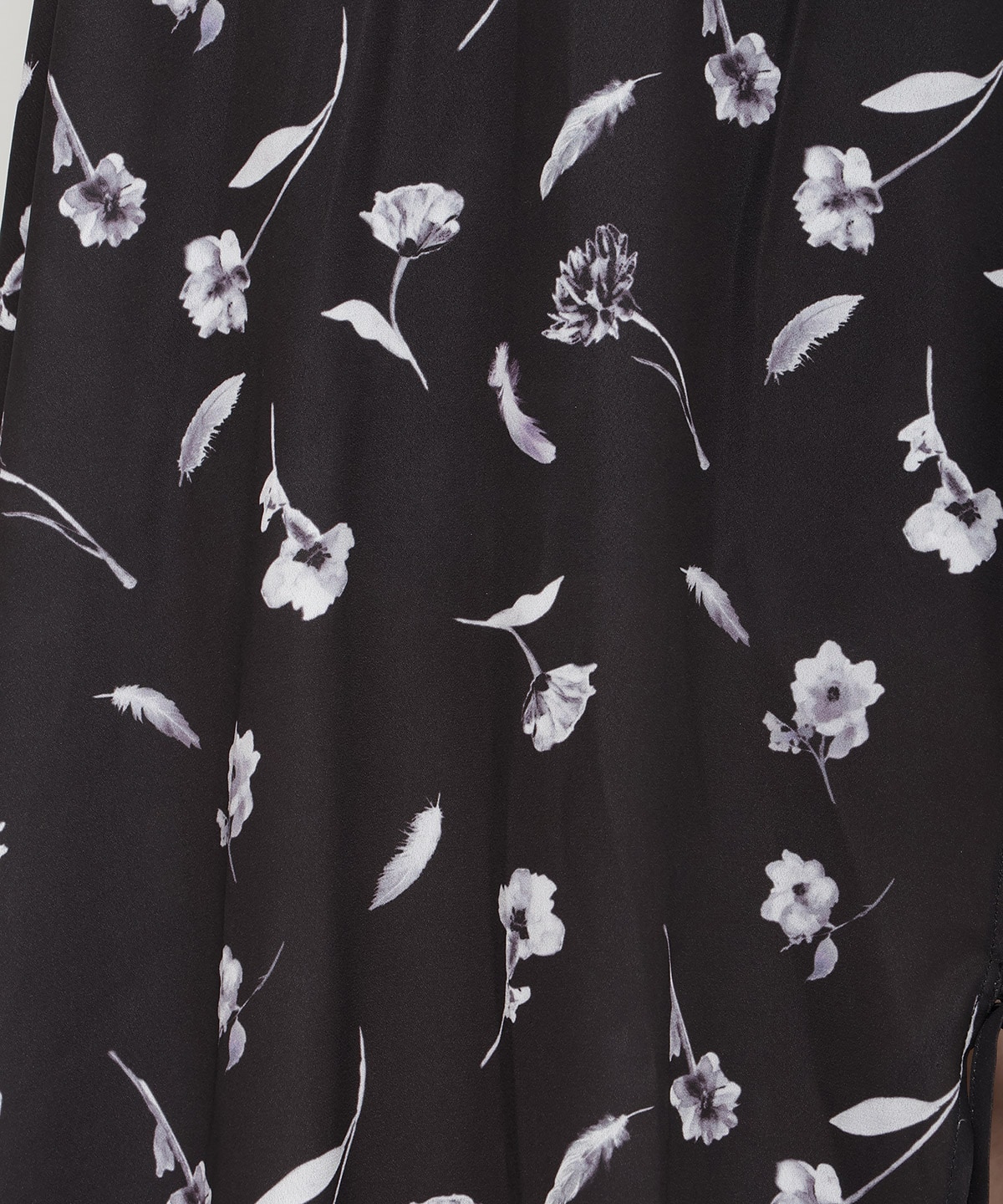 フェザープリントスリットスカショートパン