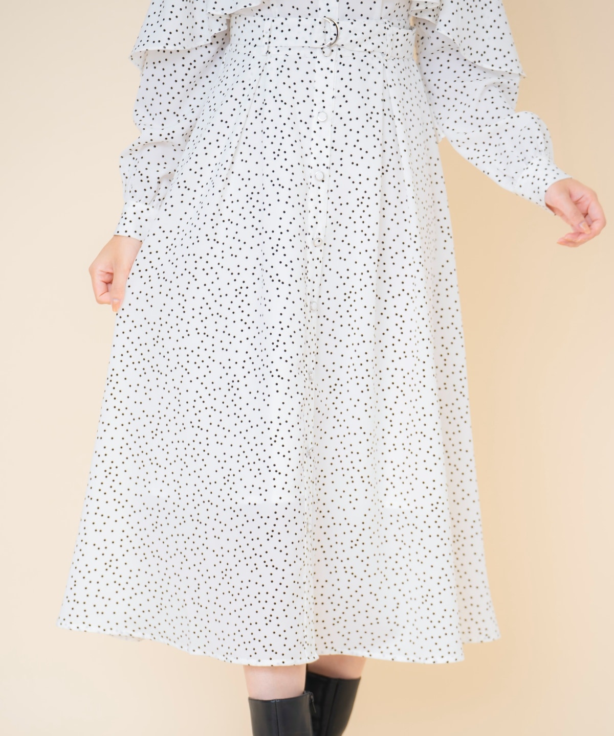 ケープフリルワンピース