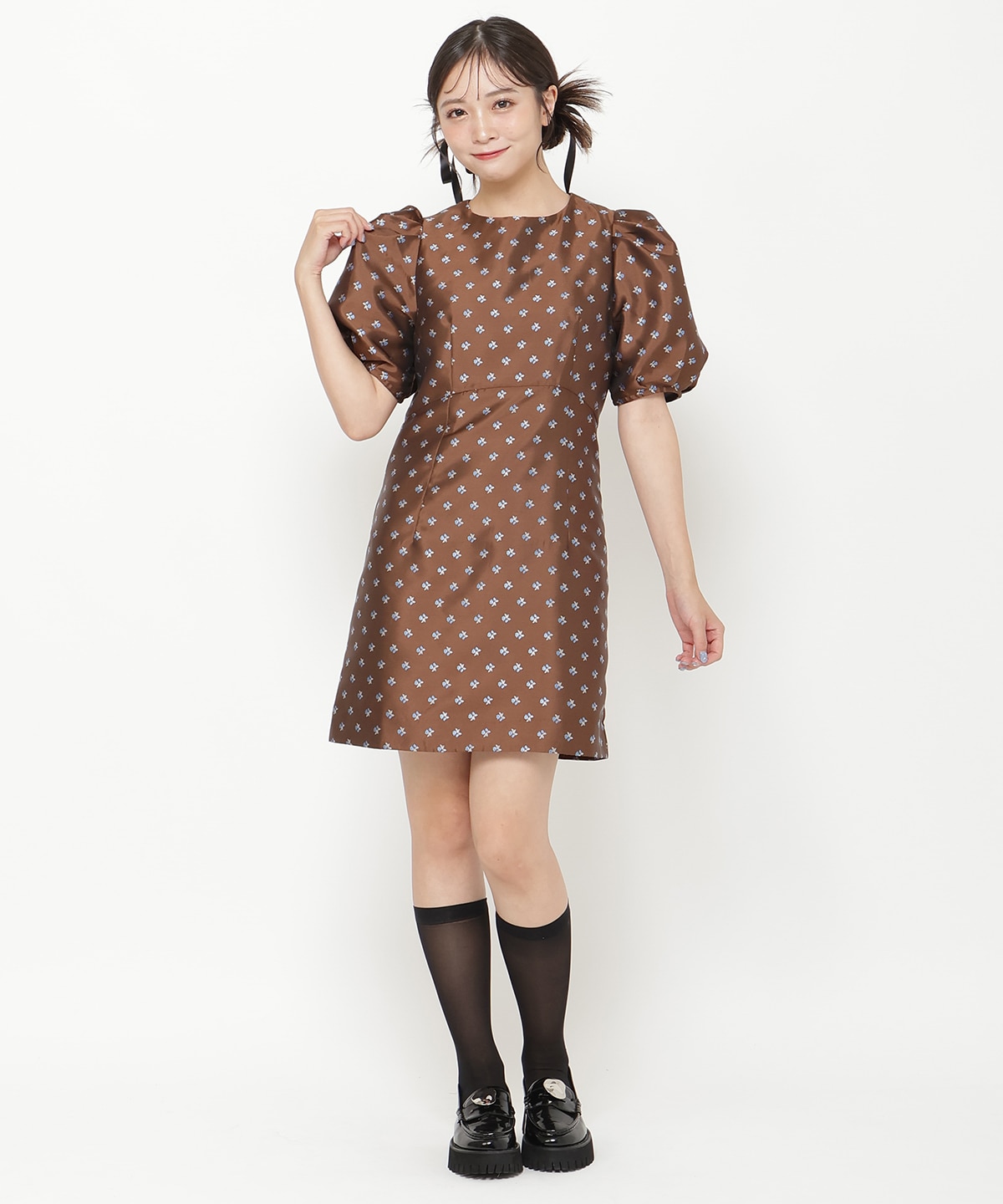 ジャガードフラワーミニワンピース