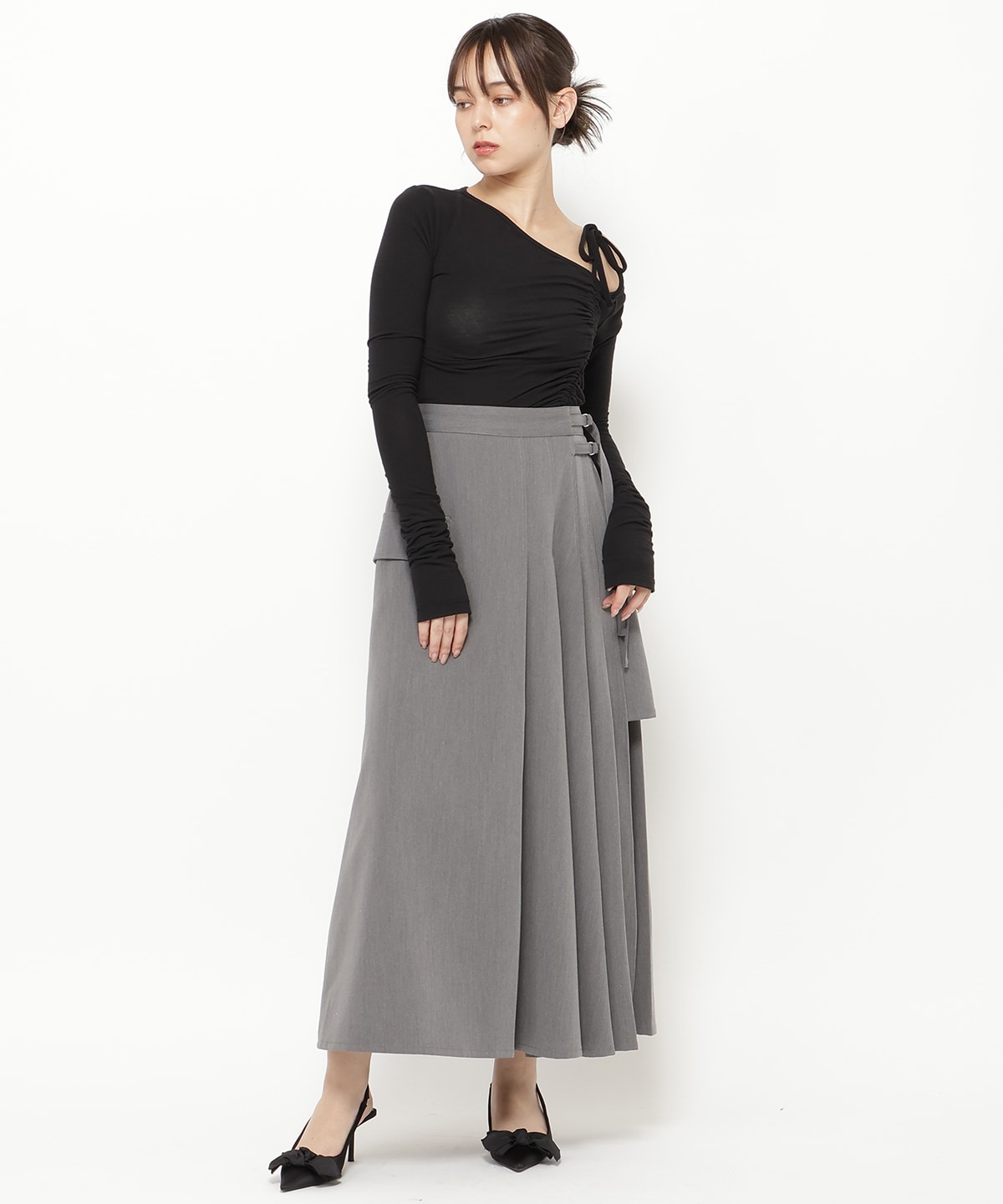 シャーリングリボンアシメトップス