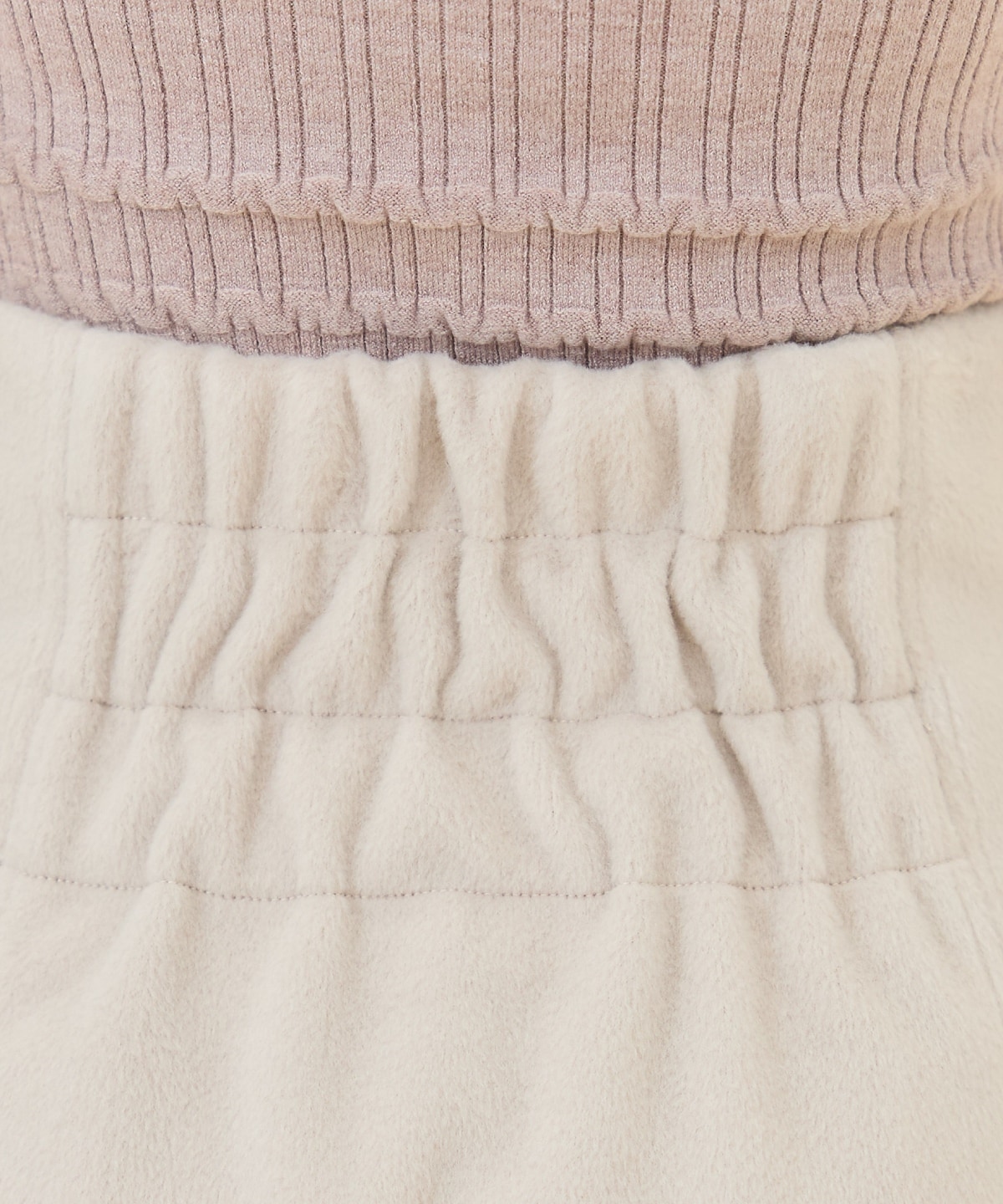 【セットアップ可能】カットメルトンミニスカート