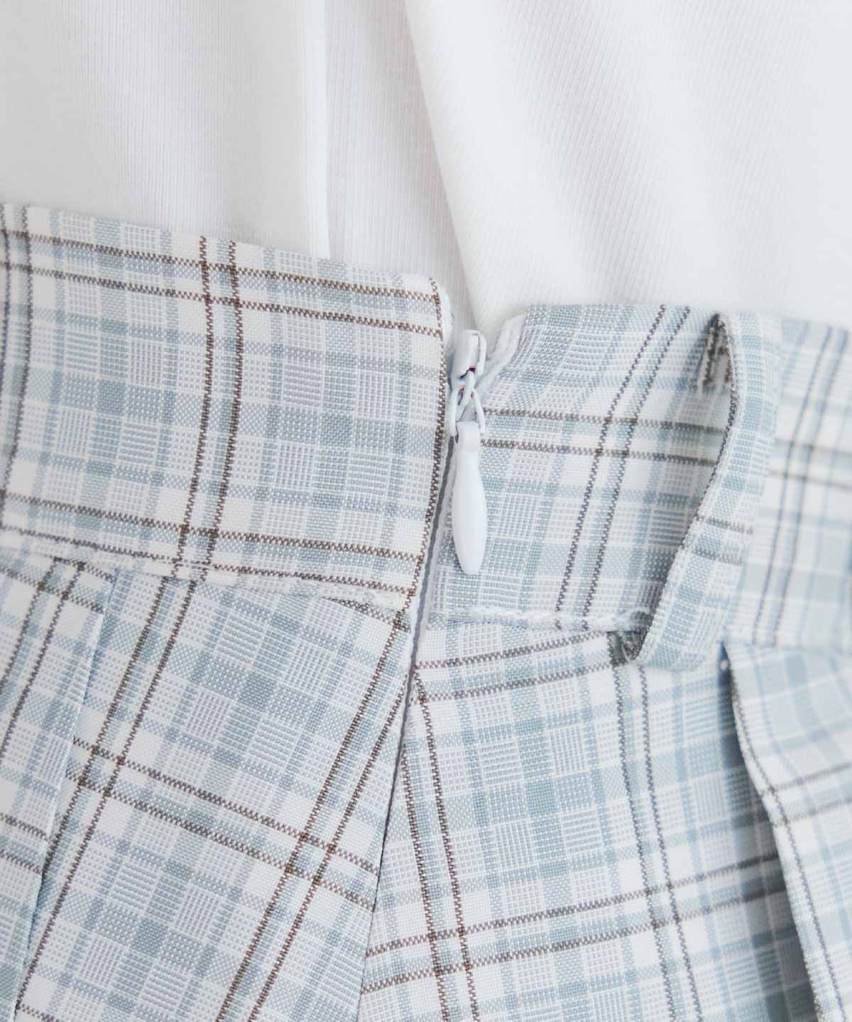 フロントボタンチェックミニスカート