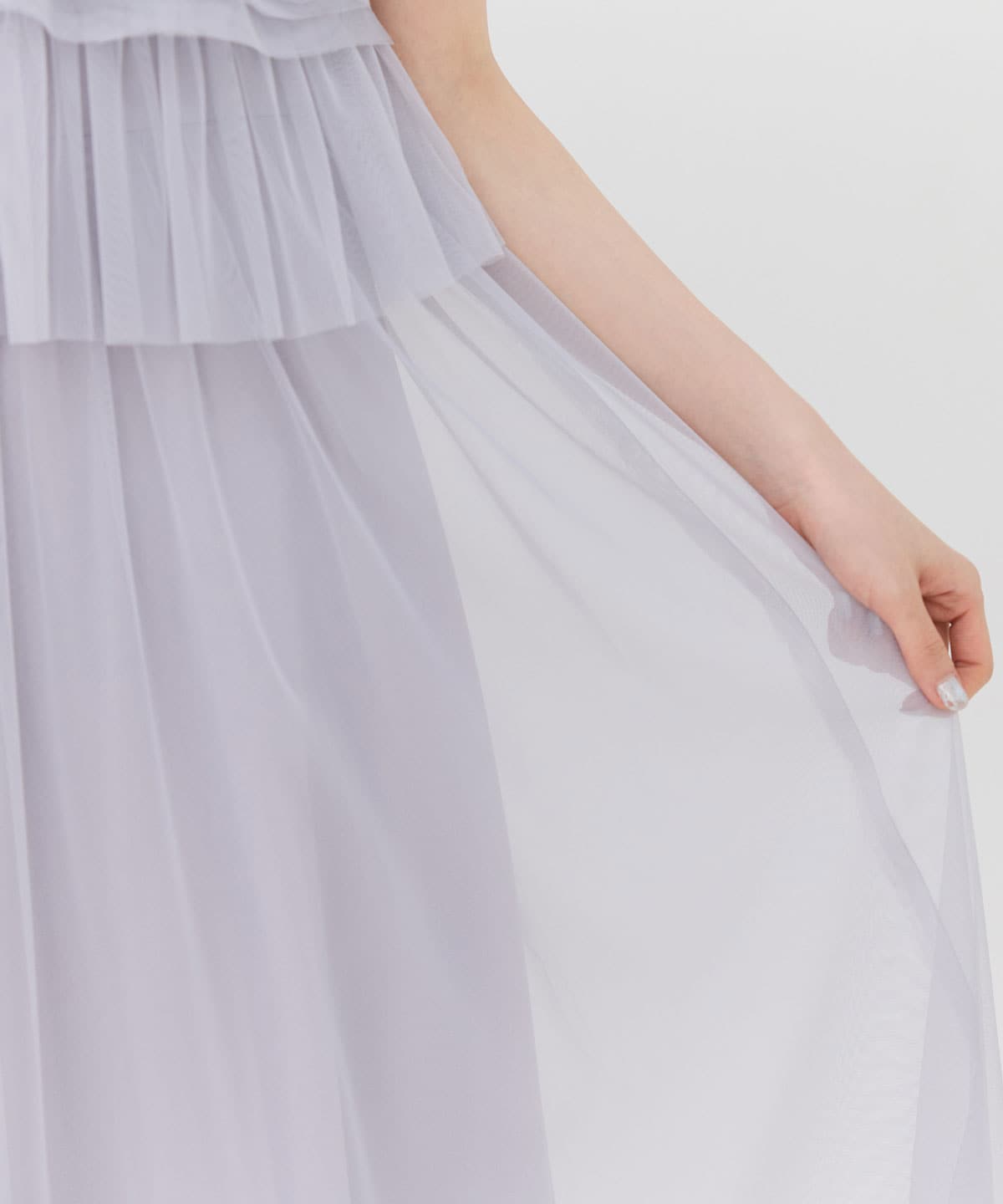 チュールフリルブラウス×キャミワンピースドレス