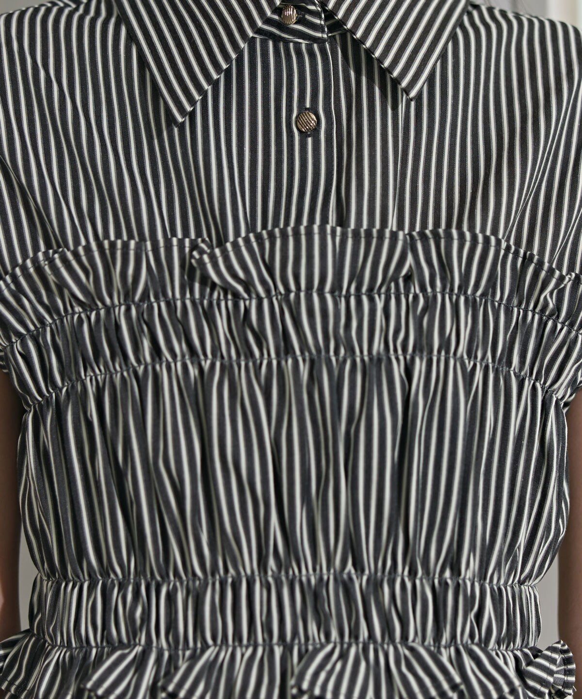 ヘムフリルレイヤードストライプシャツワンピース