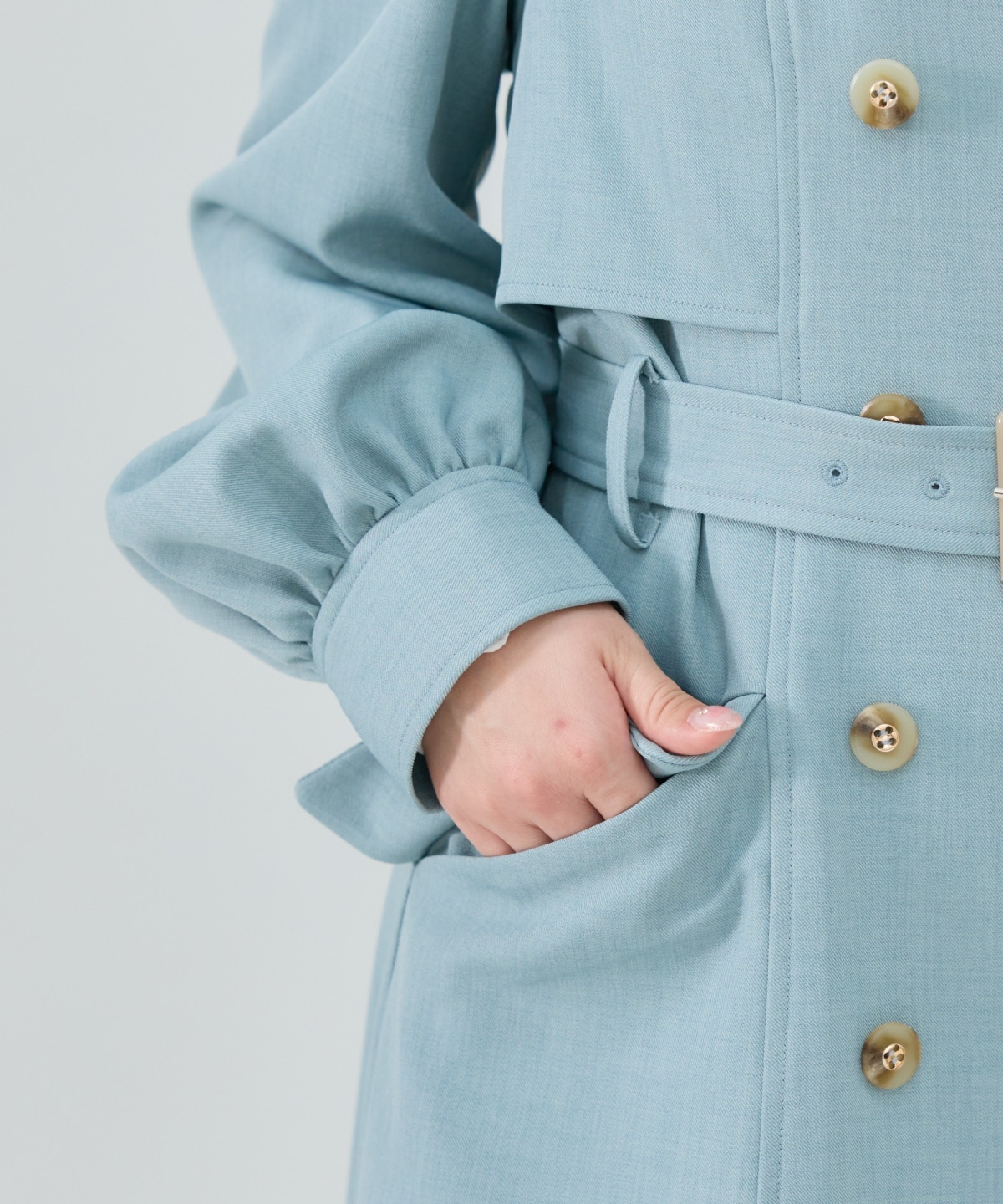 パフスリーブミニトレンチコート