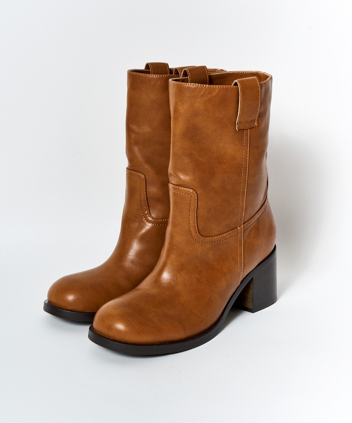 ウエスタンライクショートブーツ