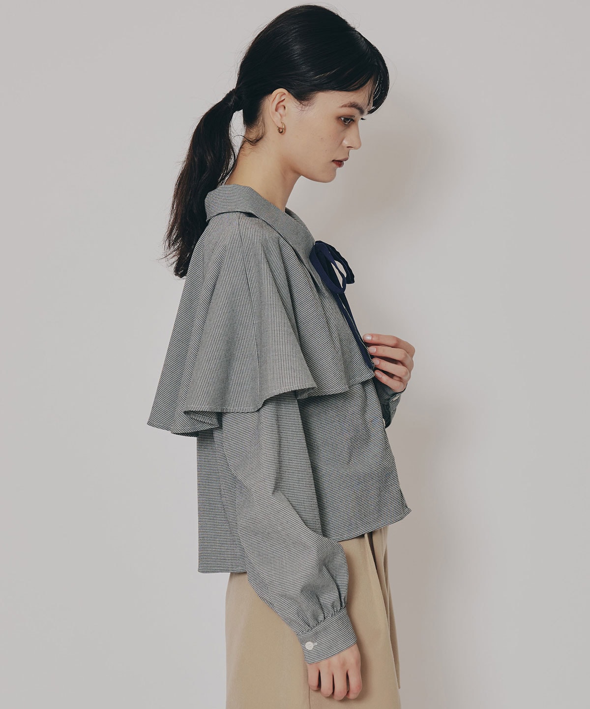 ケープライクグレンチェックリボンタイブラウス