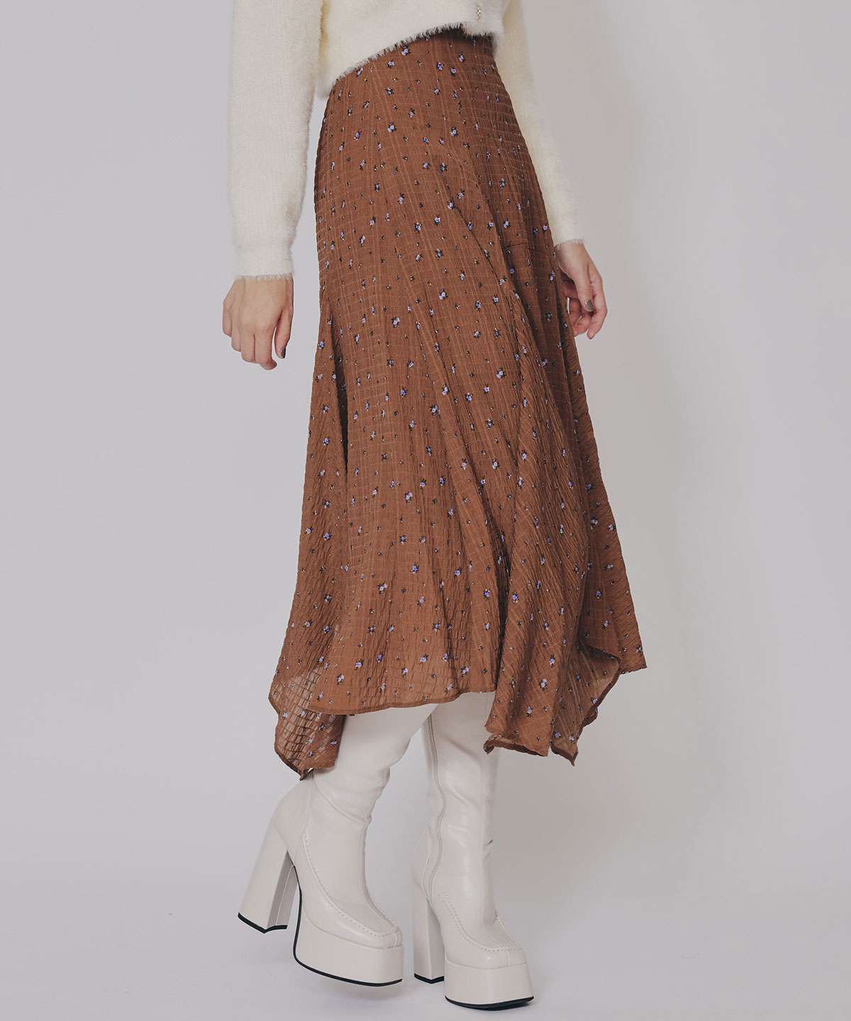 ミニフラワーイレヘムロングスカート