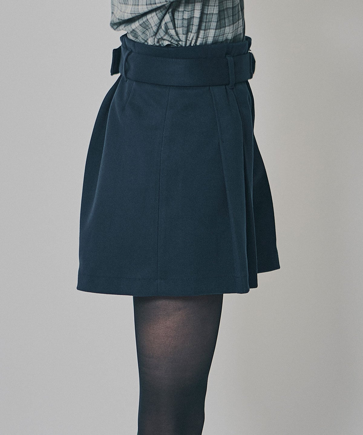 ウールライクタックショートパンツ