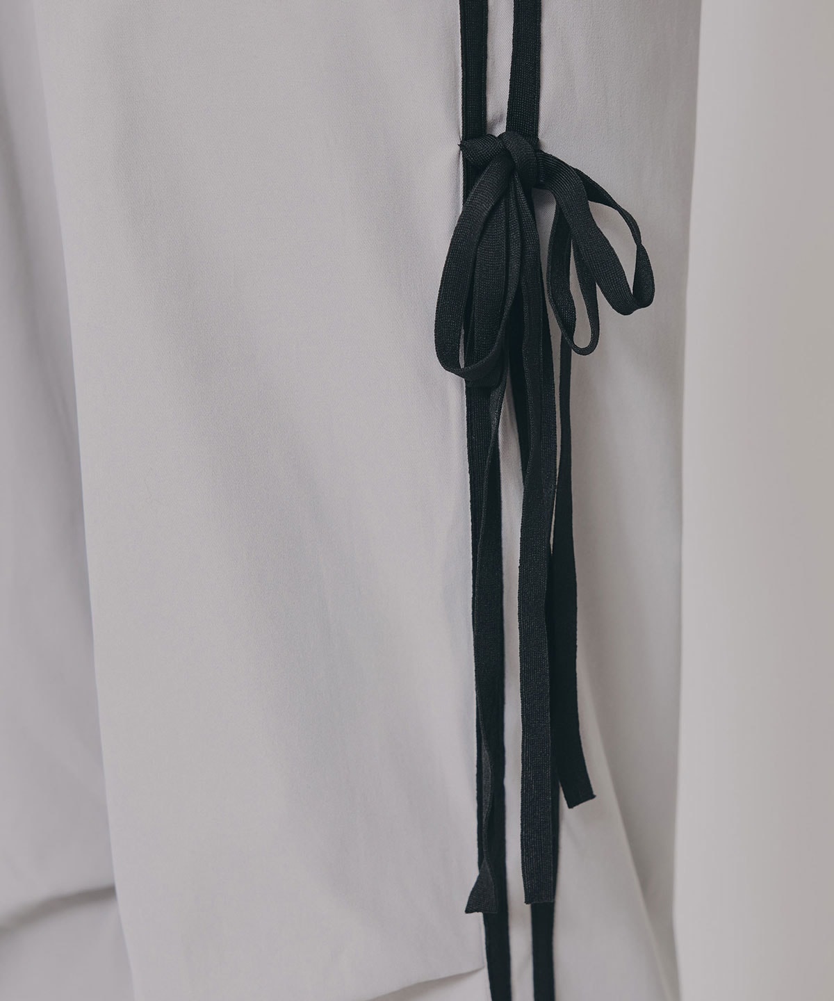 サイドリボンラインパラシュートパンツ