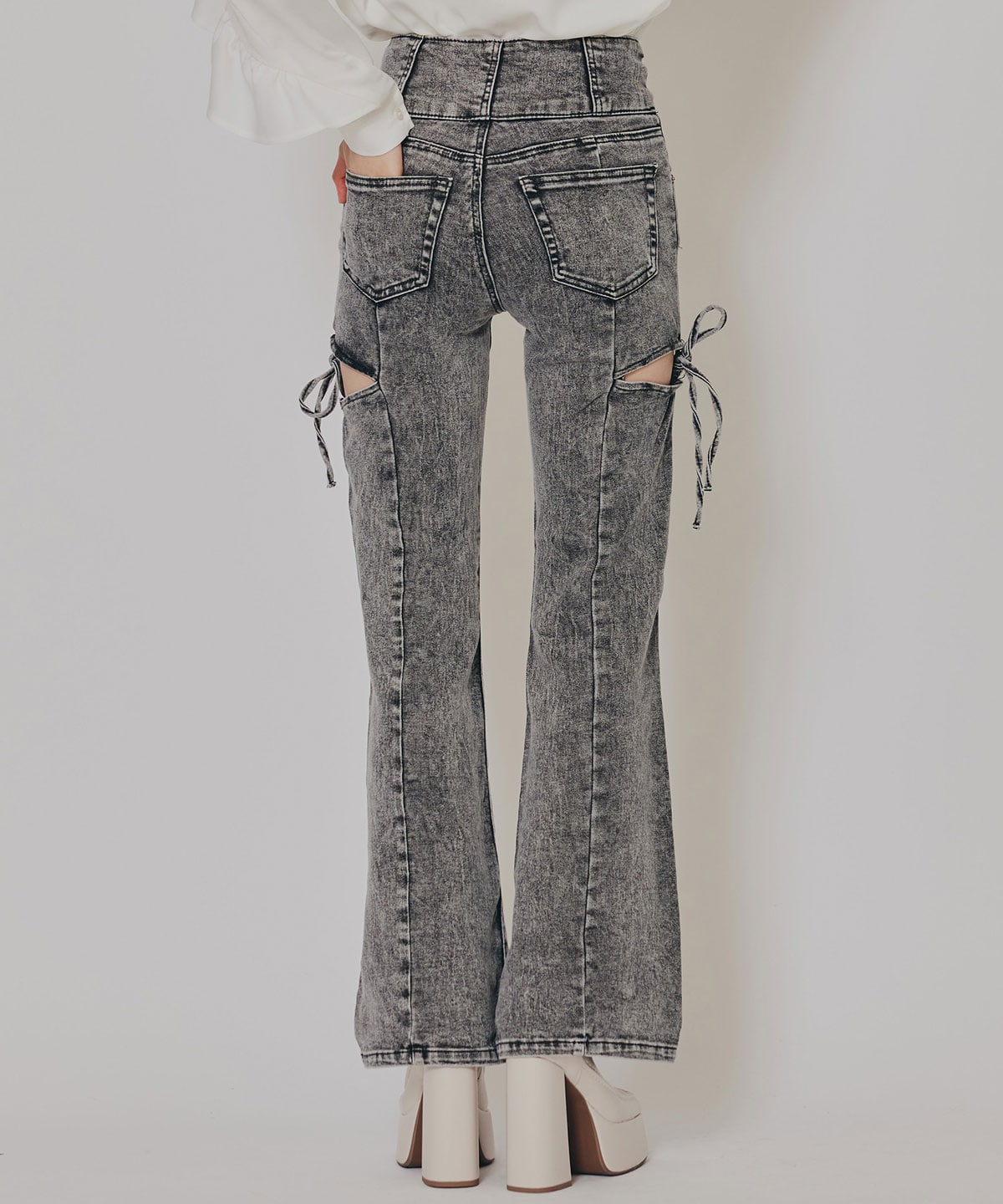 カットアウトリボンストレッチデニム