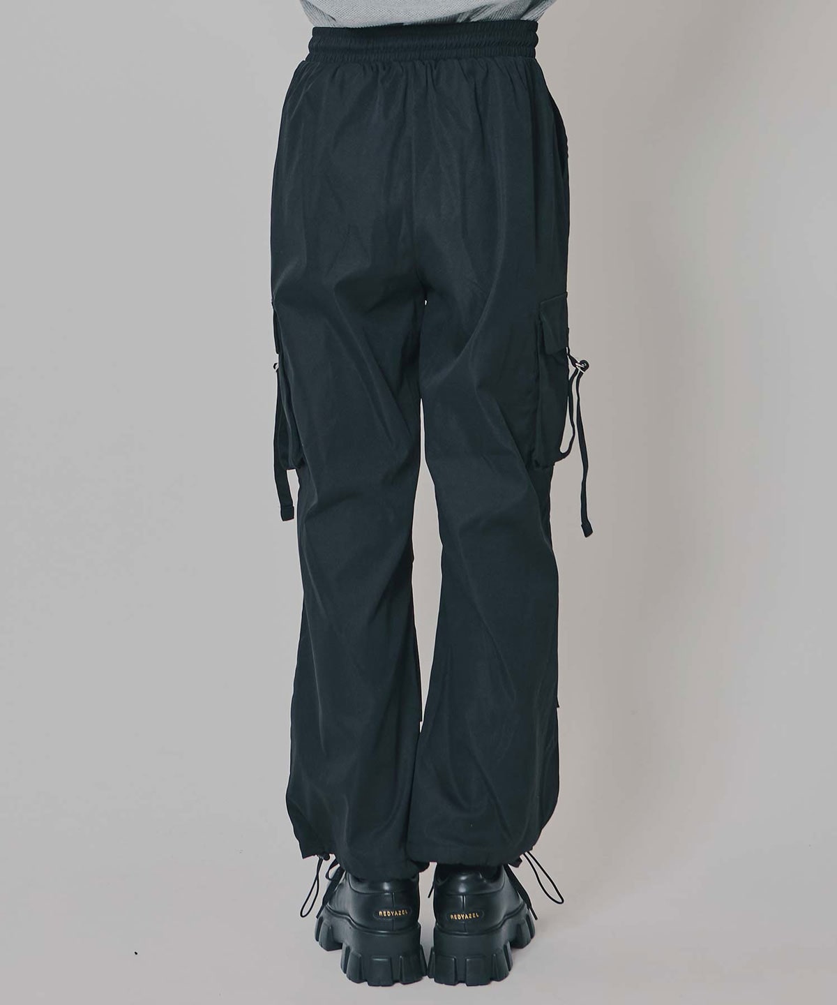 タブポケットカーゴパンツ