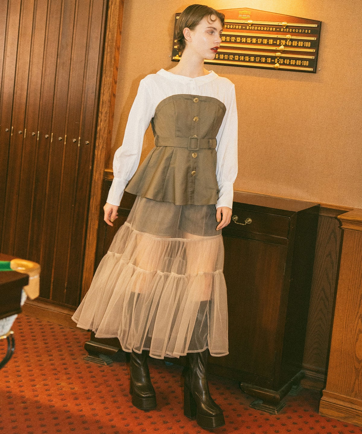 シャツドッキングチュールワンピース&ショートパンツセットアップ