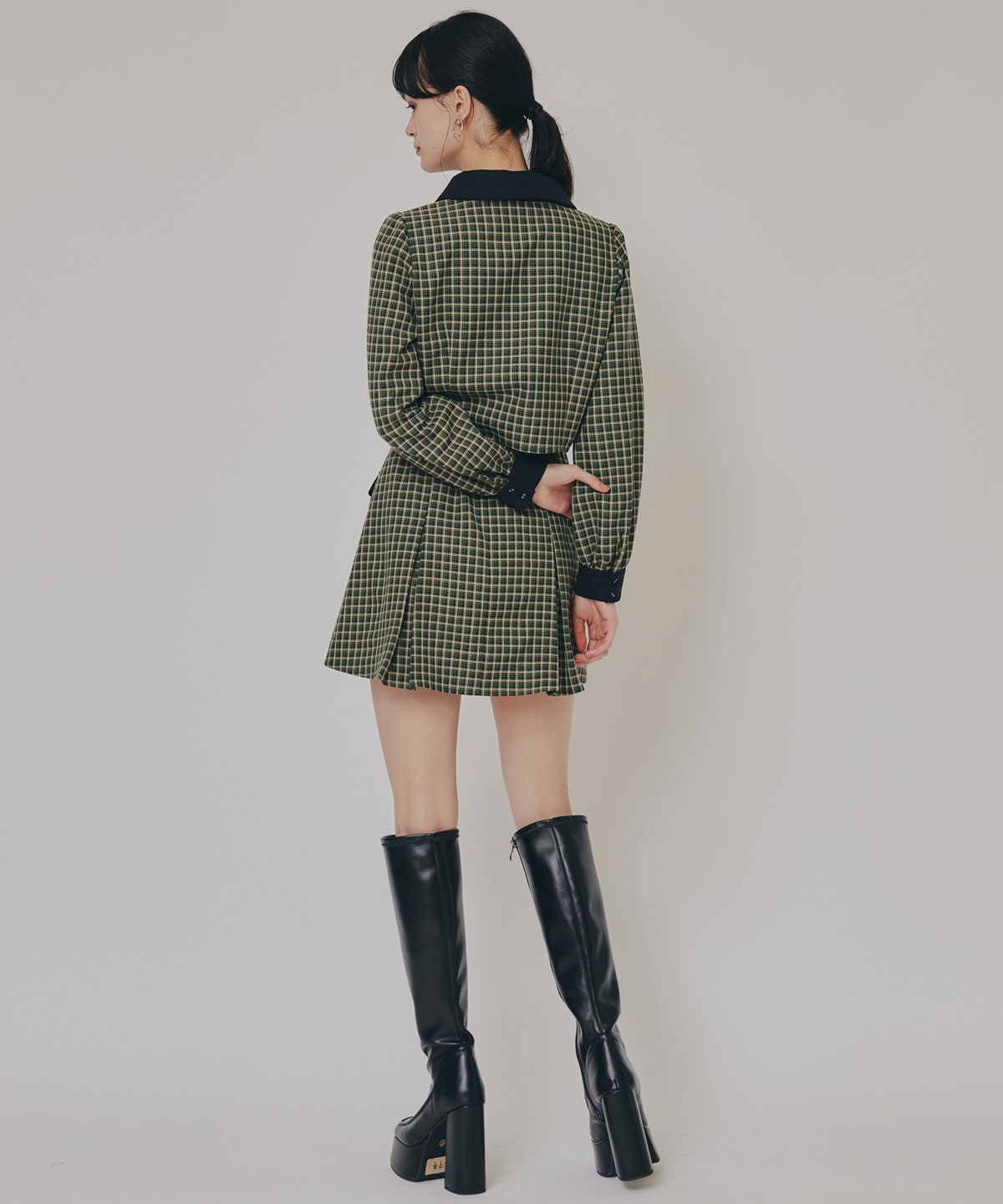 バイカラークラシックチェックブラウス×ミニスカートセットアップ
