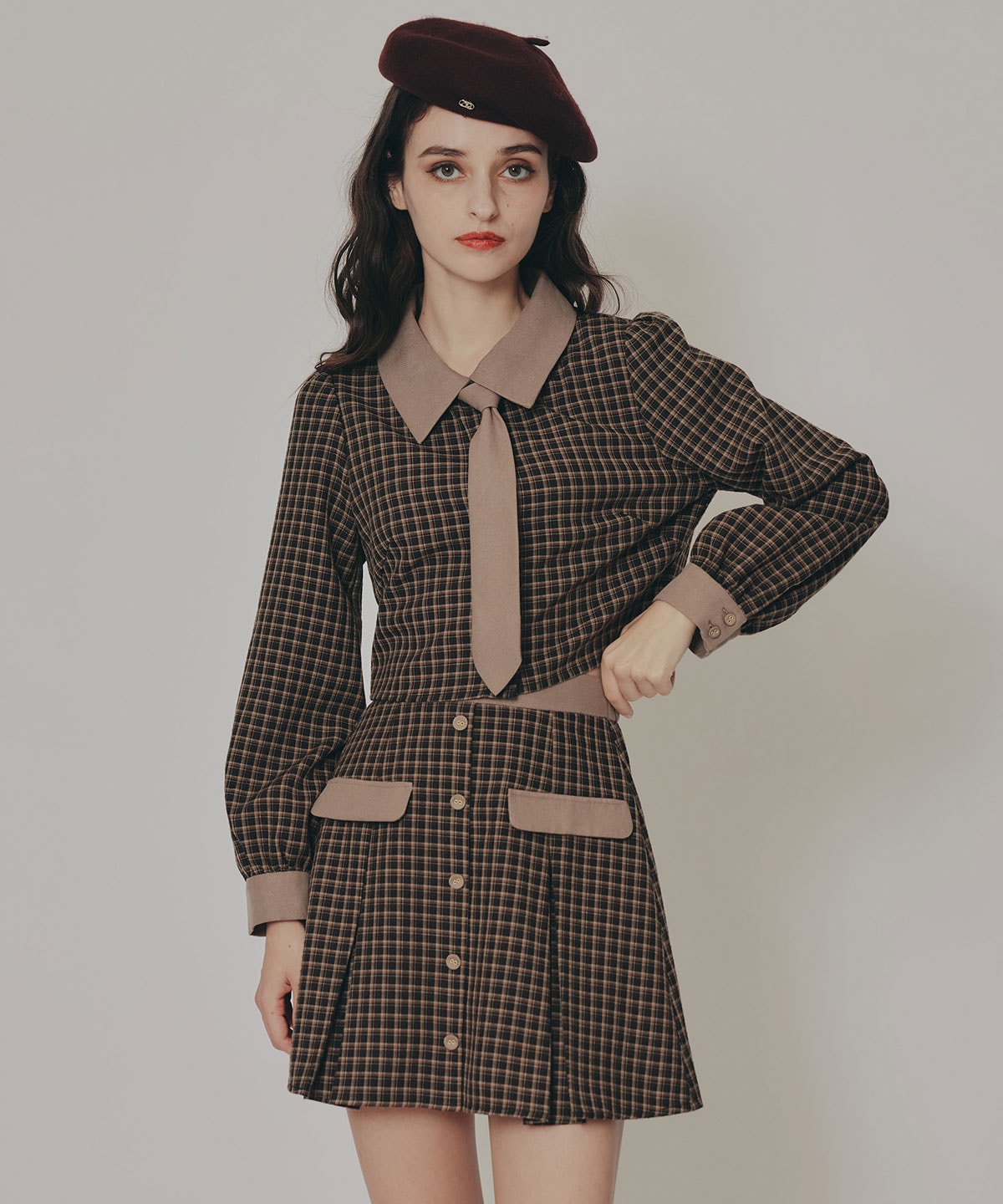 バイカラークラシックチェックブラウス×ミニスカートセットアップ