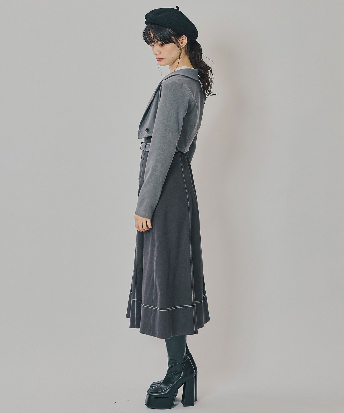 スエードライクショートジャケット×バイカラーワンピースセットアップ