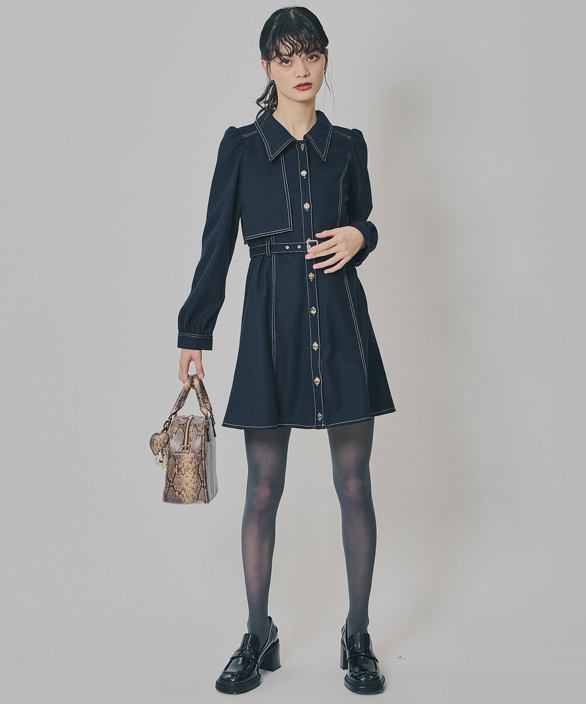 バイカラーステッチラインミニワンピース