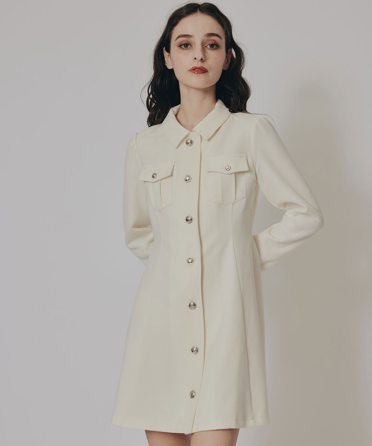 エンブレムボタンマイクロワッフルシャツワンピース