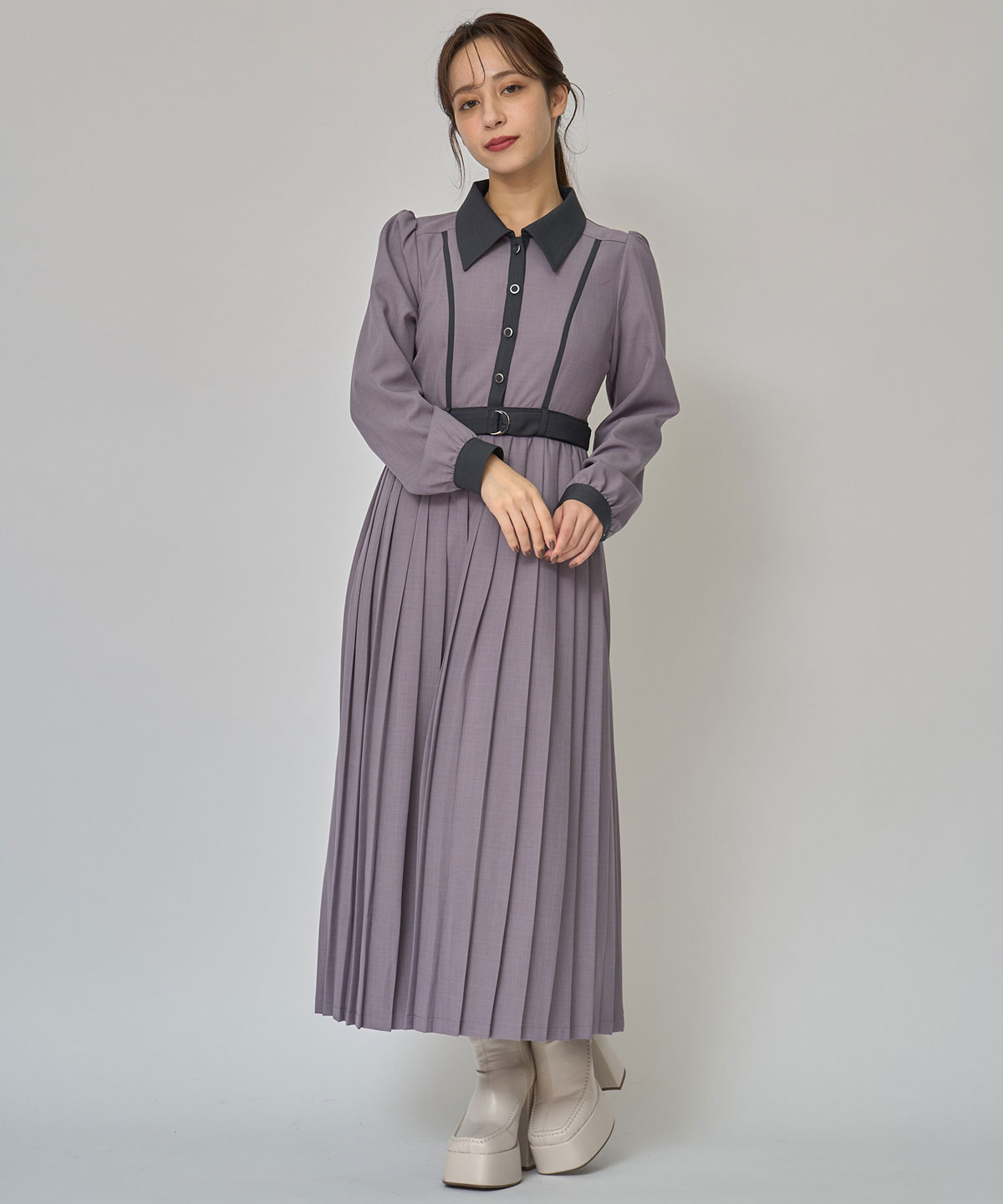 クラシカルバイカラーラインリボンタイプリーツロングワンピース