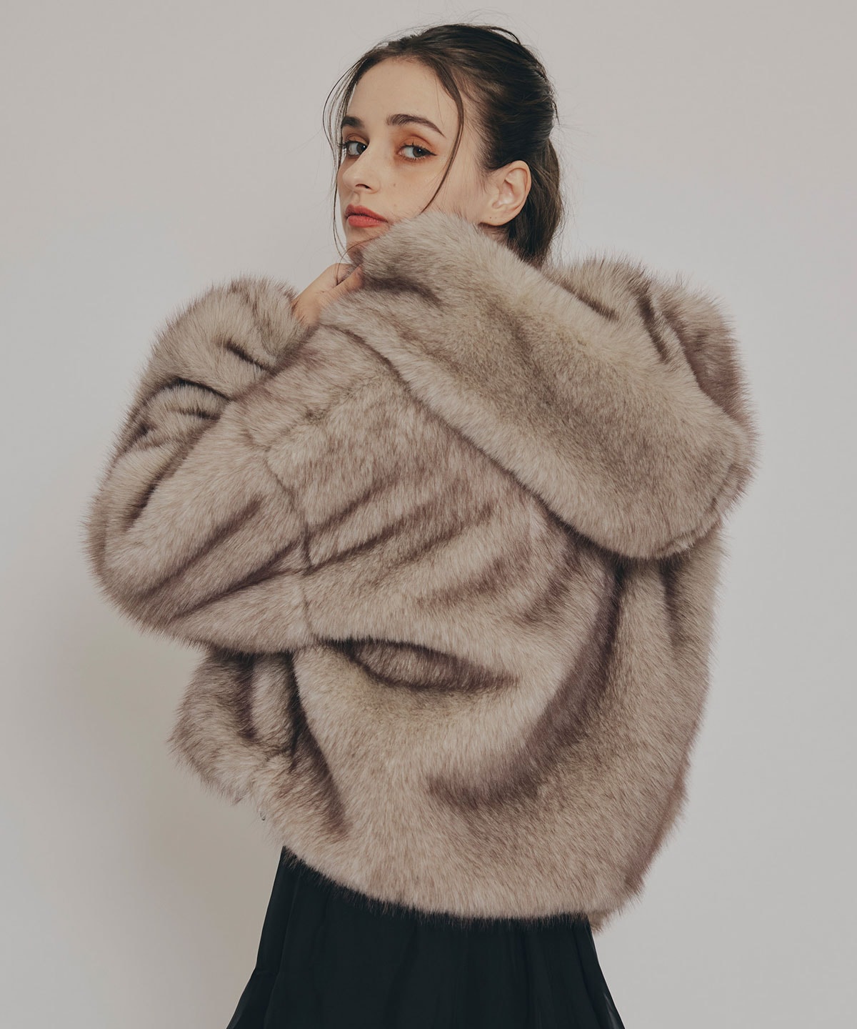 フォックスファーライクフーディショートジャケット