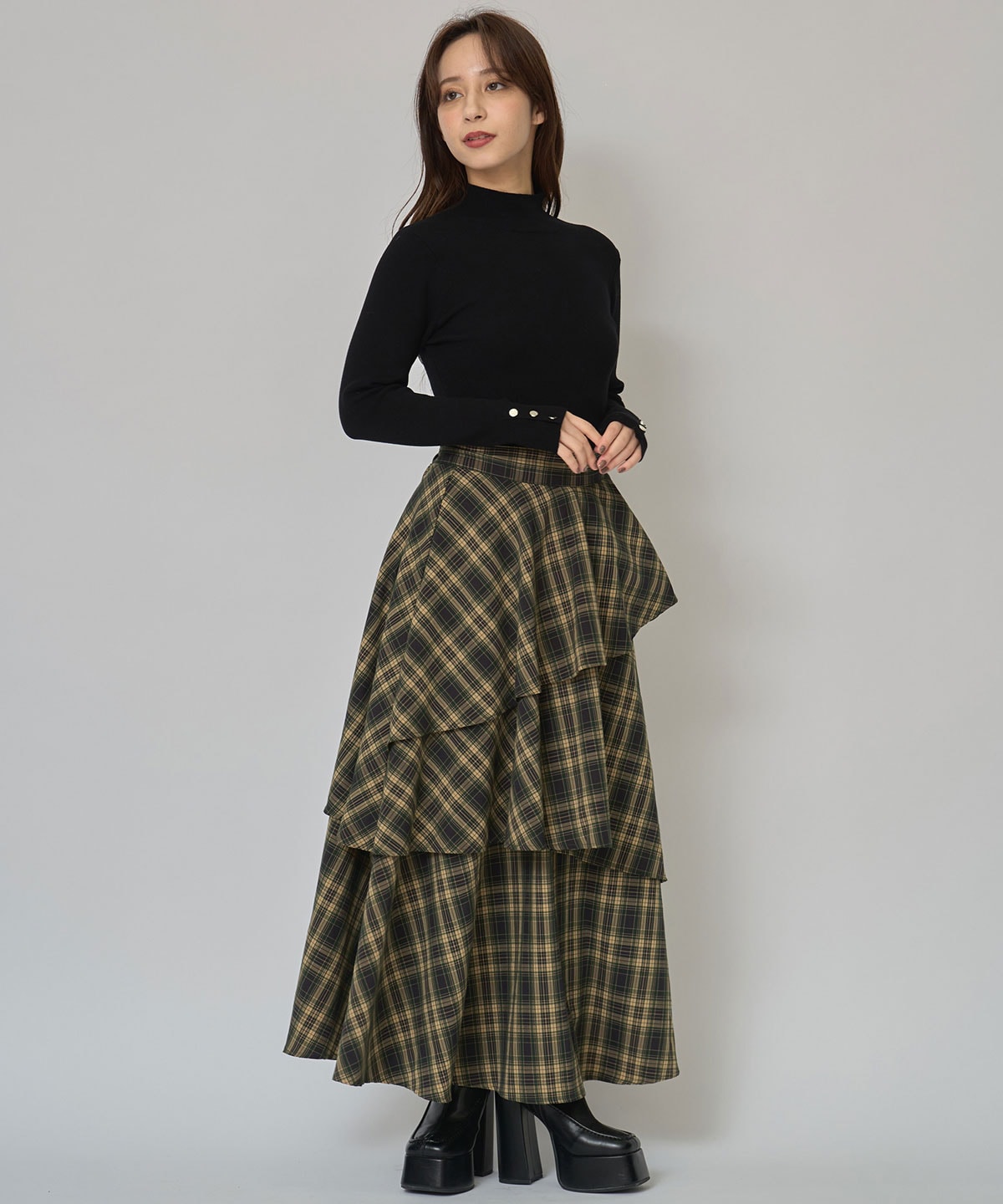 2WAYハイネックボタンニットトップス