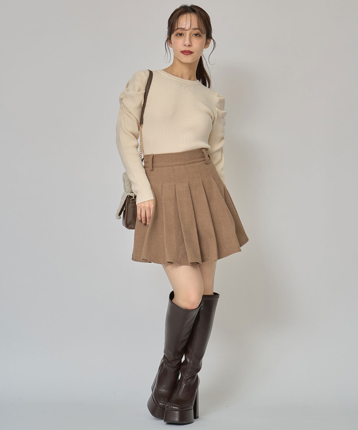 パワショルロゴリブニットトップス