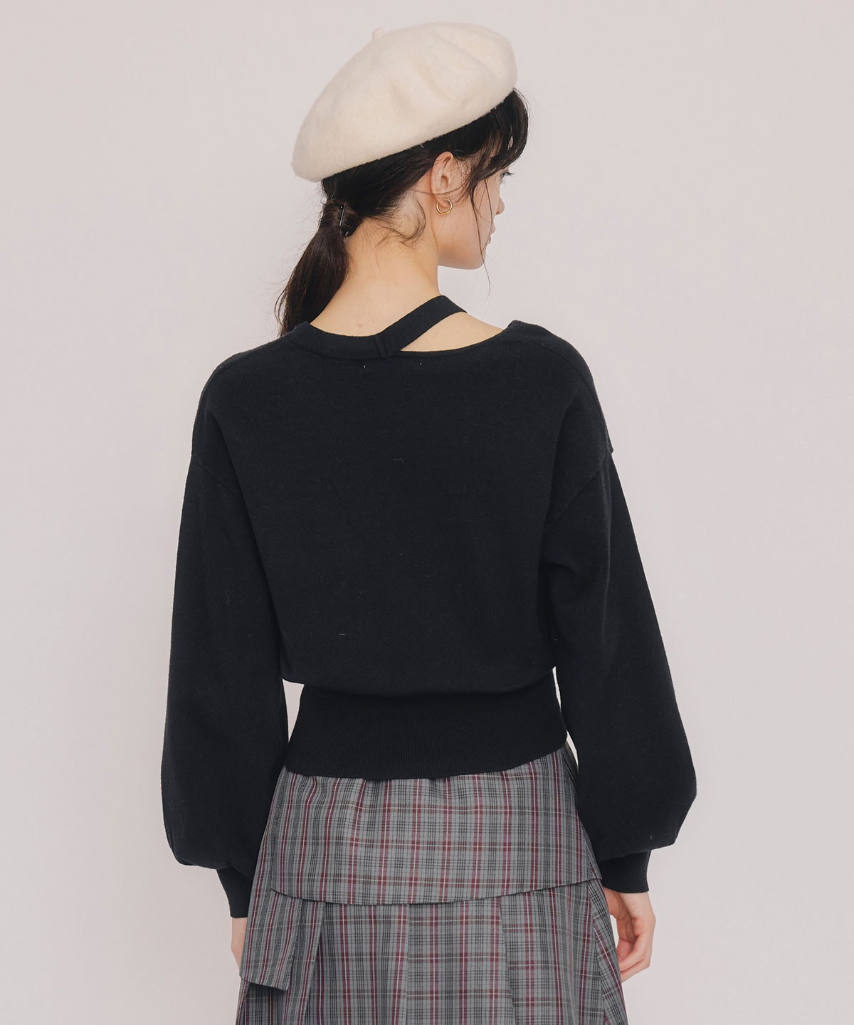 アシメカットデザインニットプルオーバー