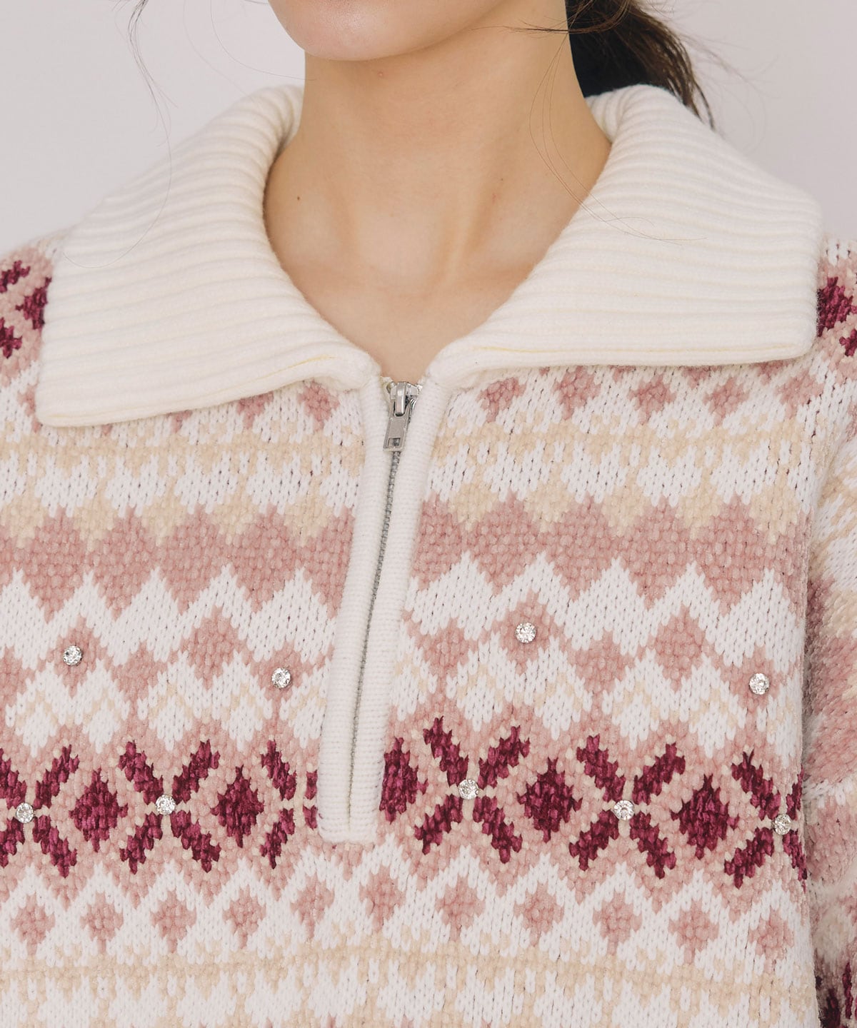 ビジューノルディックデザインニットプルオーバー