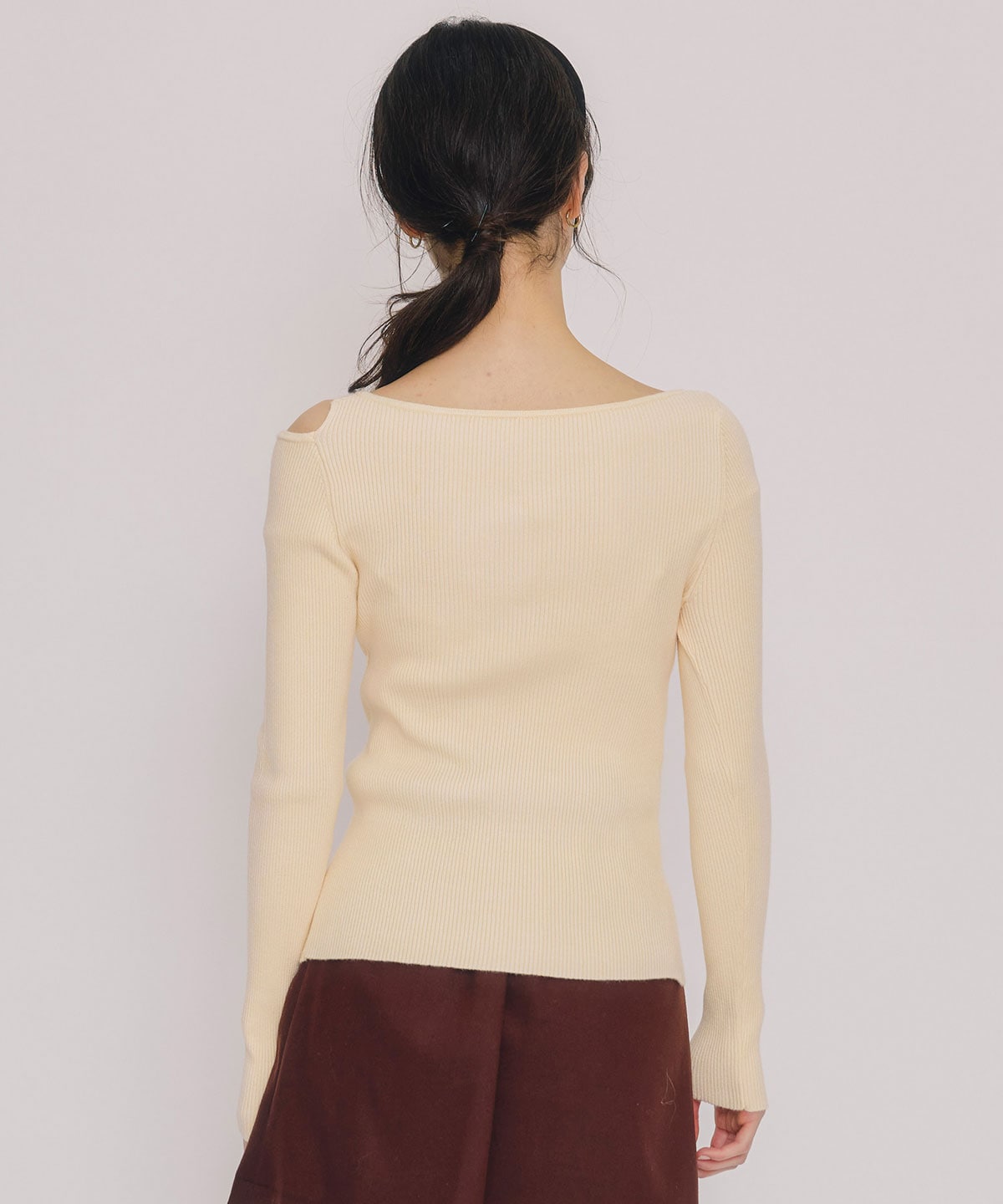 アシンメトリーレイヤードライクニットプルオーバー