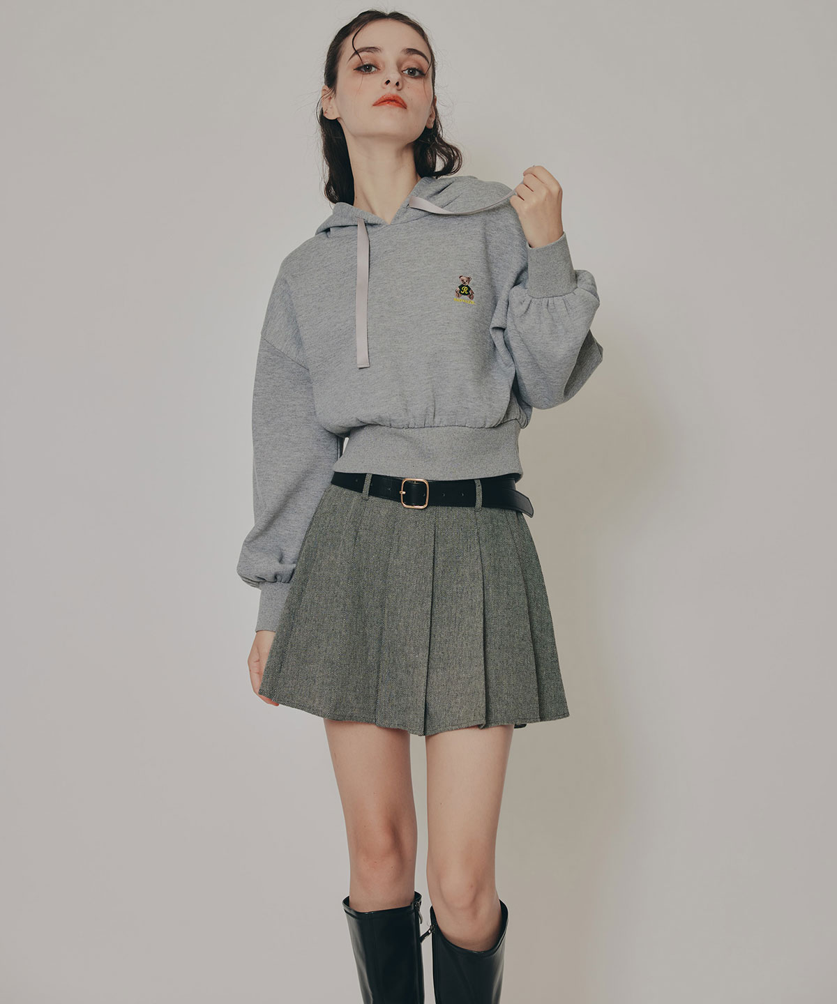 Azelyコンパクトフーディ