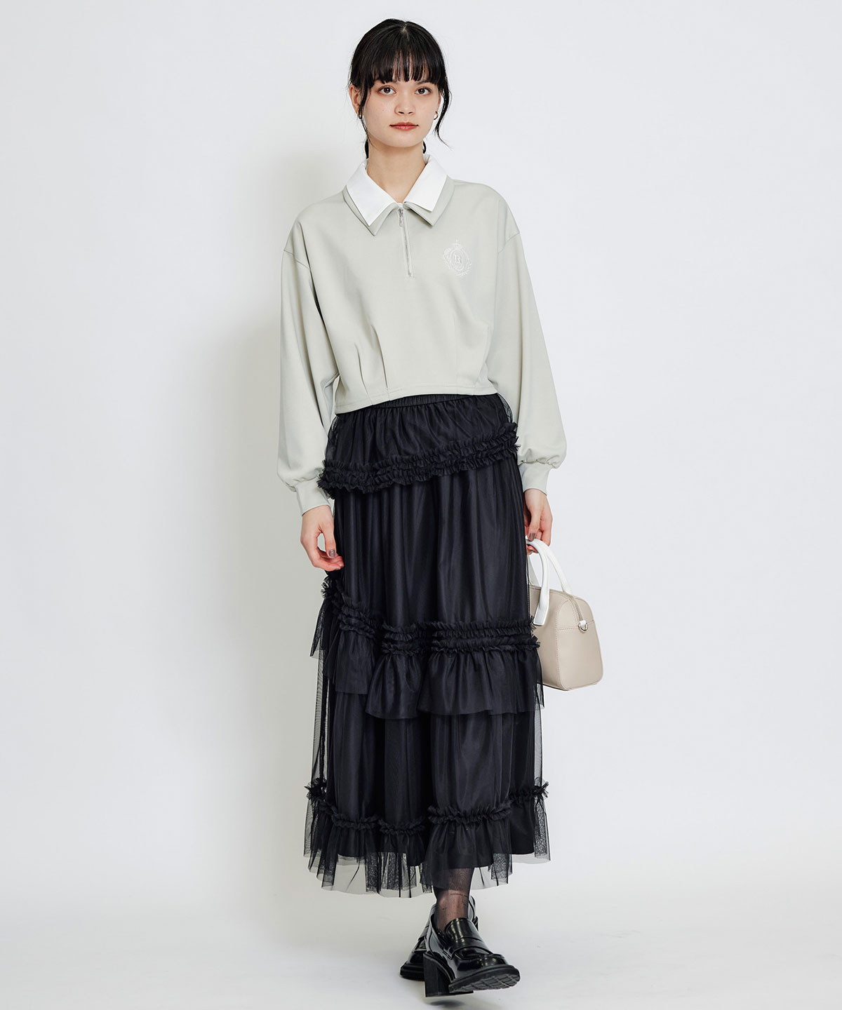 ソフトチュールフリルロングスカート