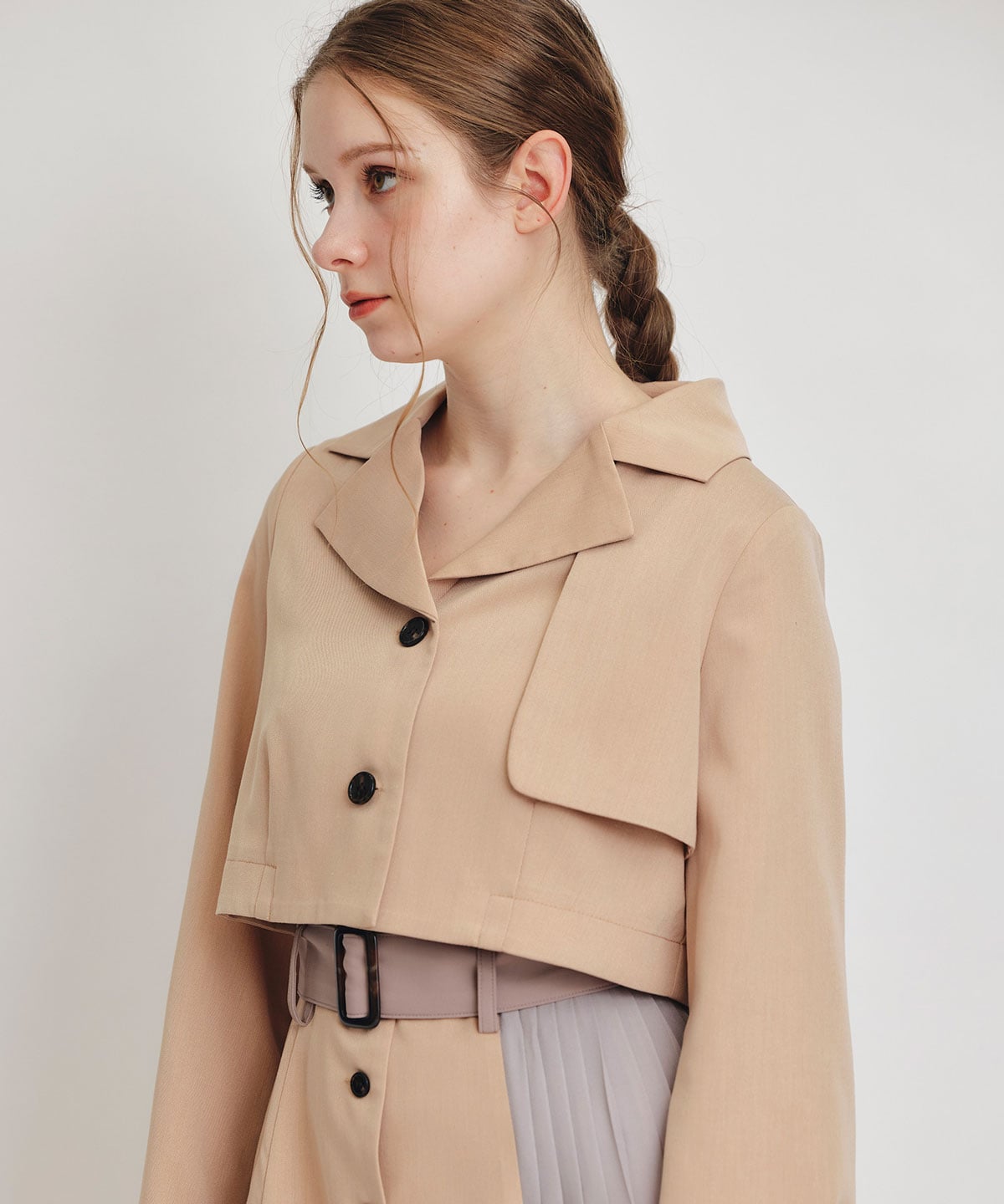 トレンチディティールショートシャツジャケット×バイカラープリーツフレアロングワンピースセットアップ