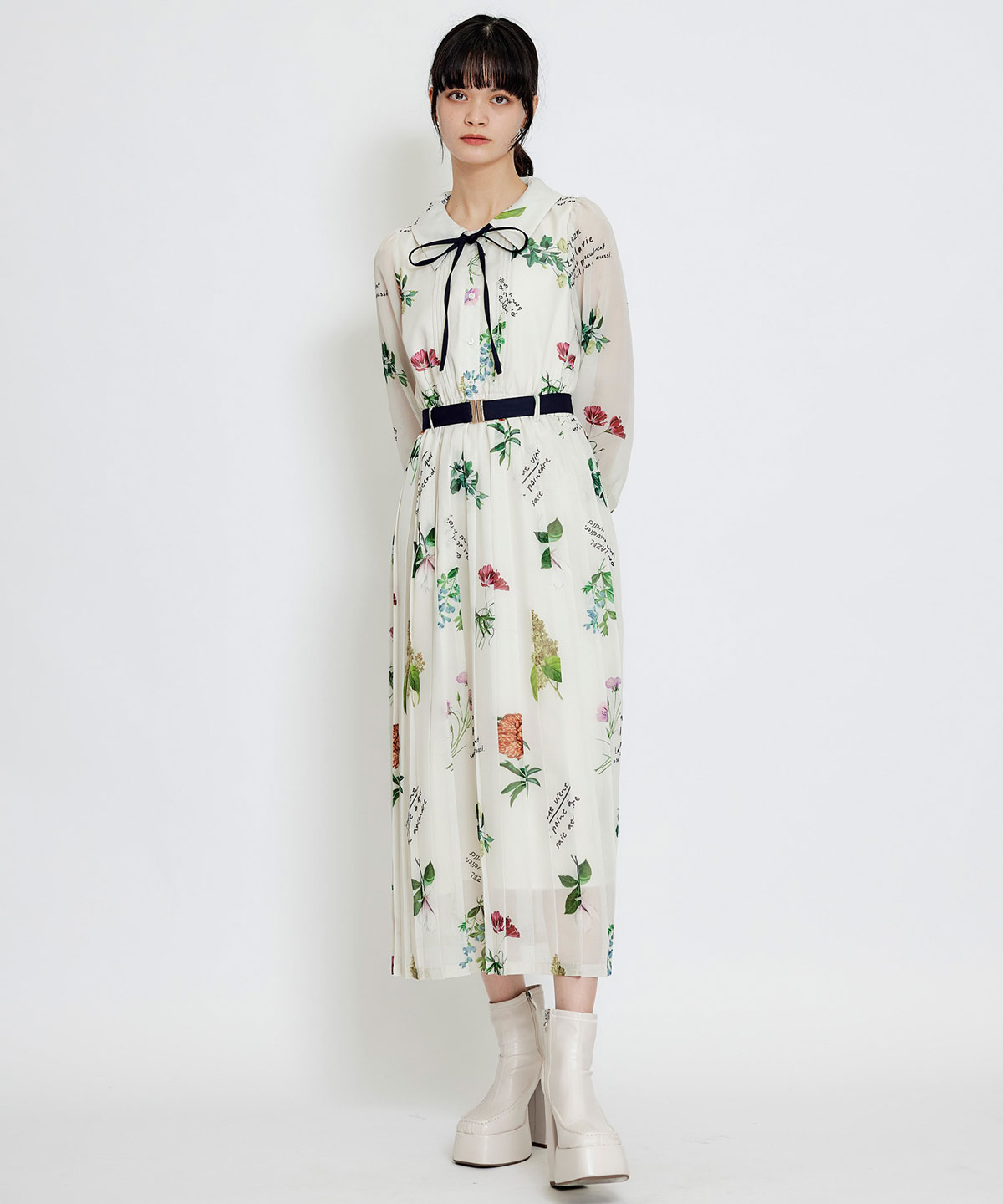 シアーフラワープリーツロングワンピース