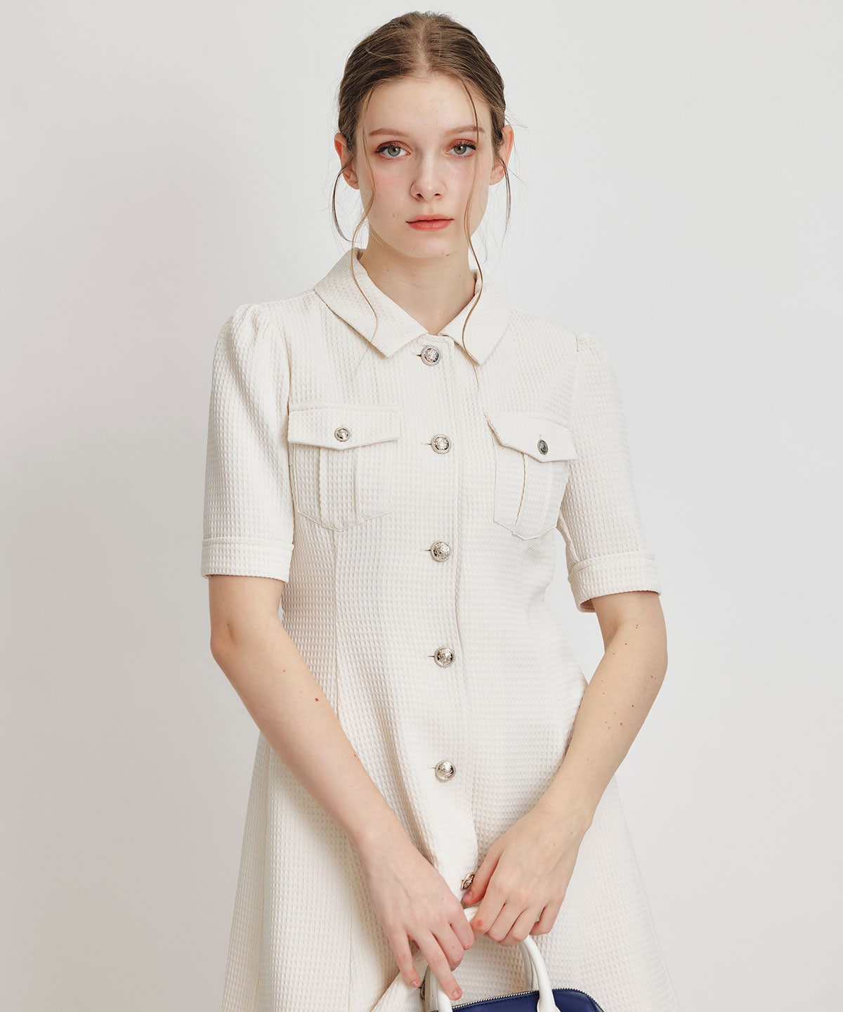 エンブレムボタンワッフルミニシャツワンピース