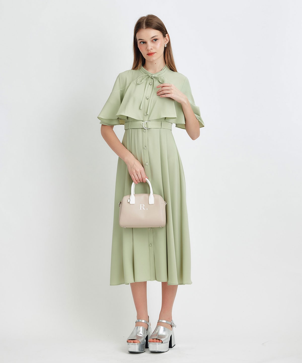 ケープフレアロングワンピース