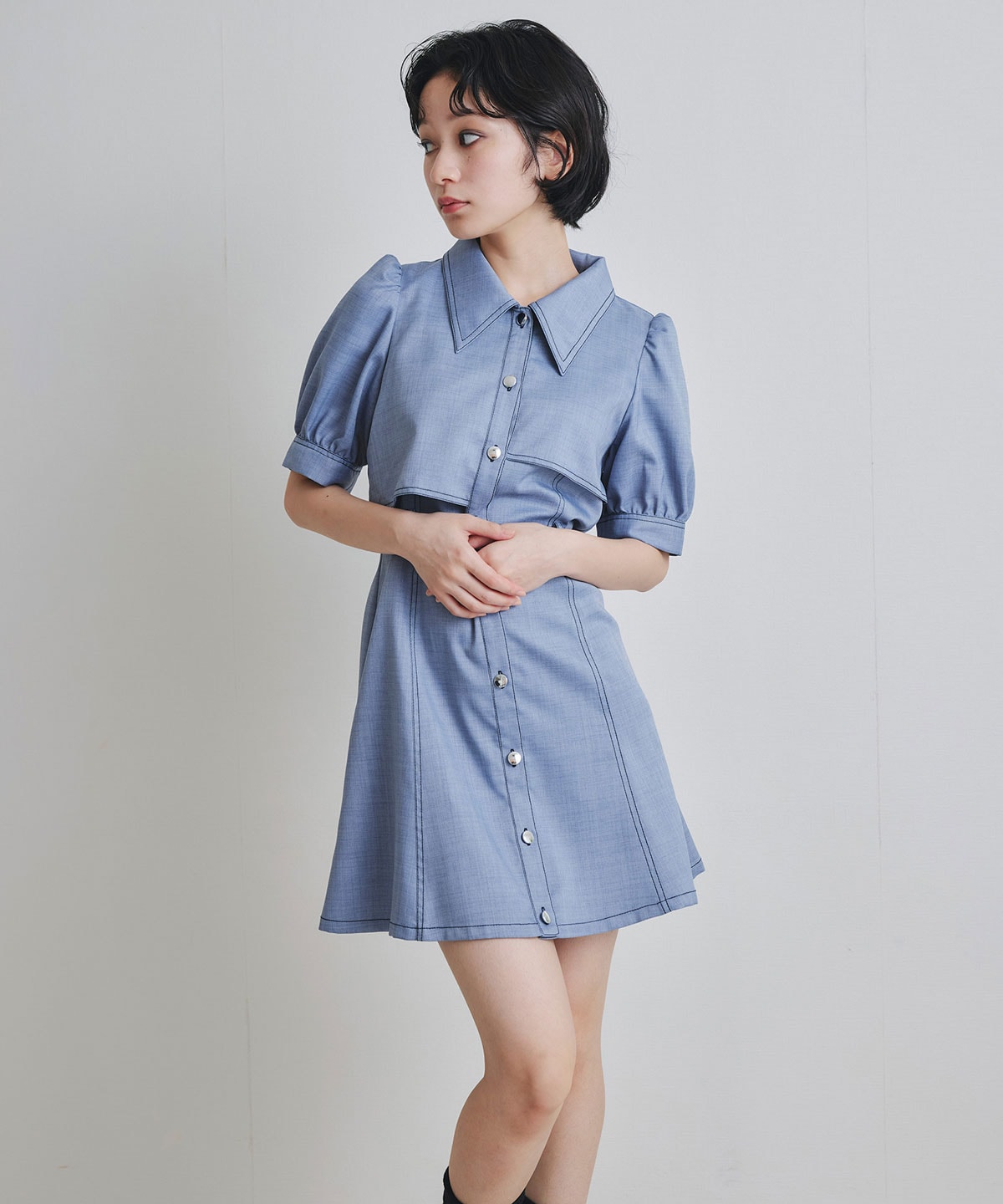 ステッチバイカラーレイヤードフレアミニワンピース