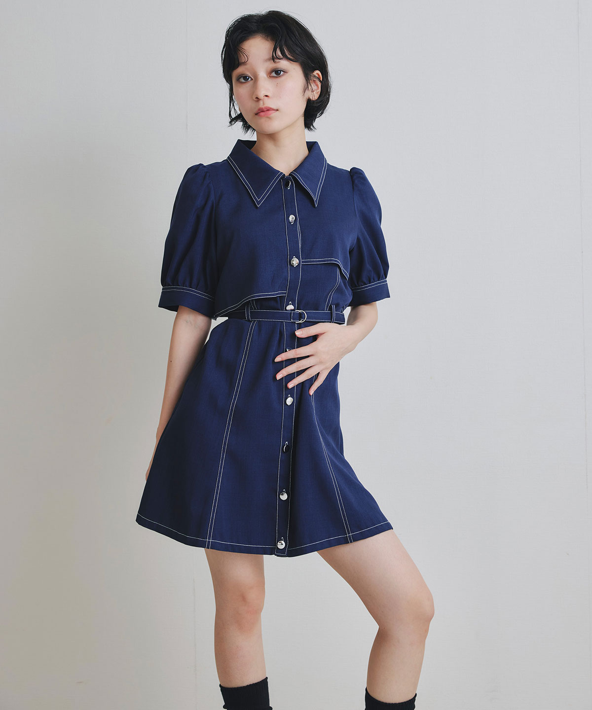 ステッチバイカラーレイヤードフレアミニワンピース