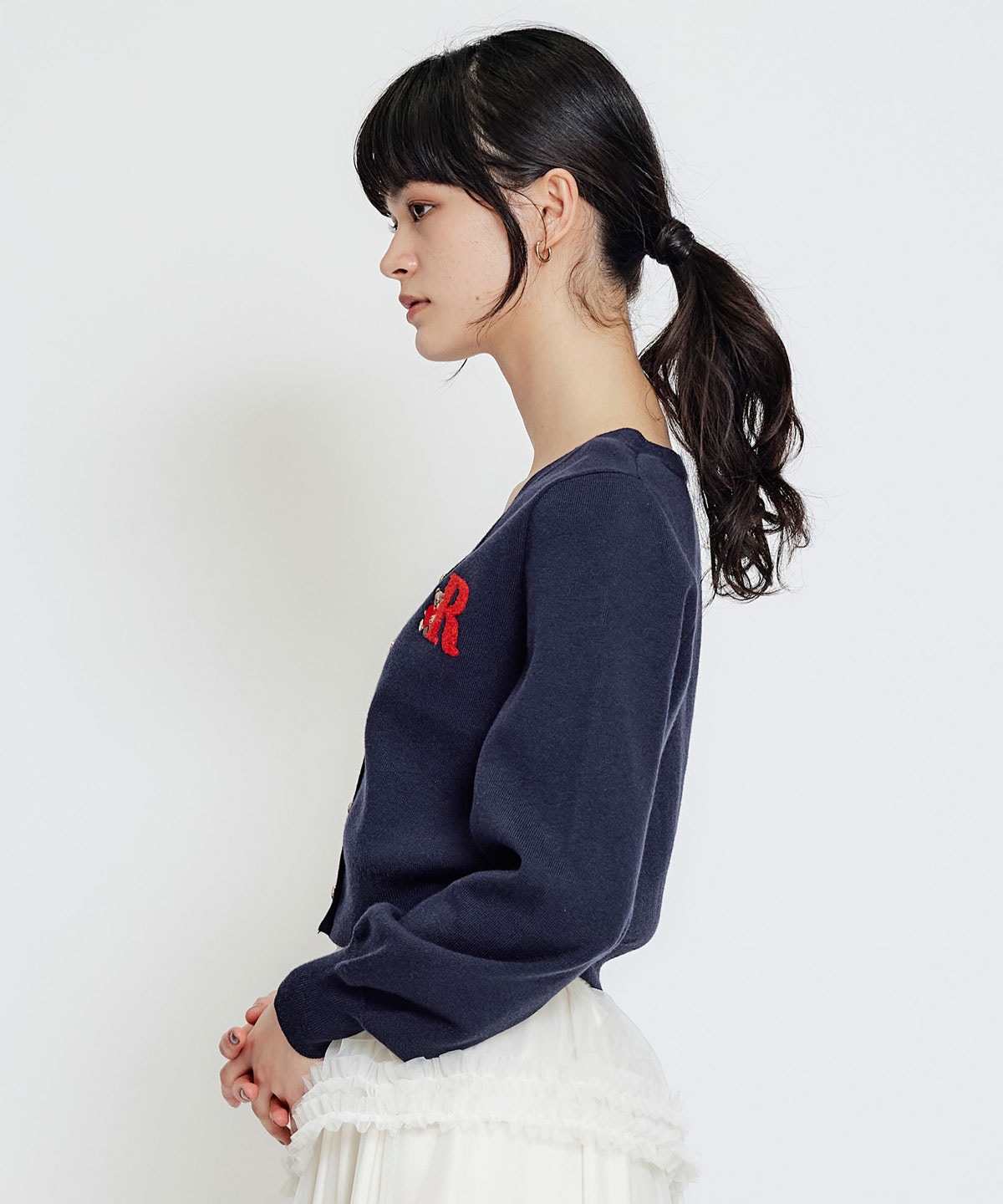 【2/13(金) 昼12時発売開始】AzelyハートVネックカーディガン