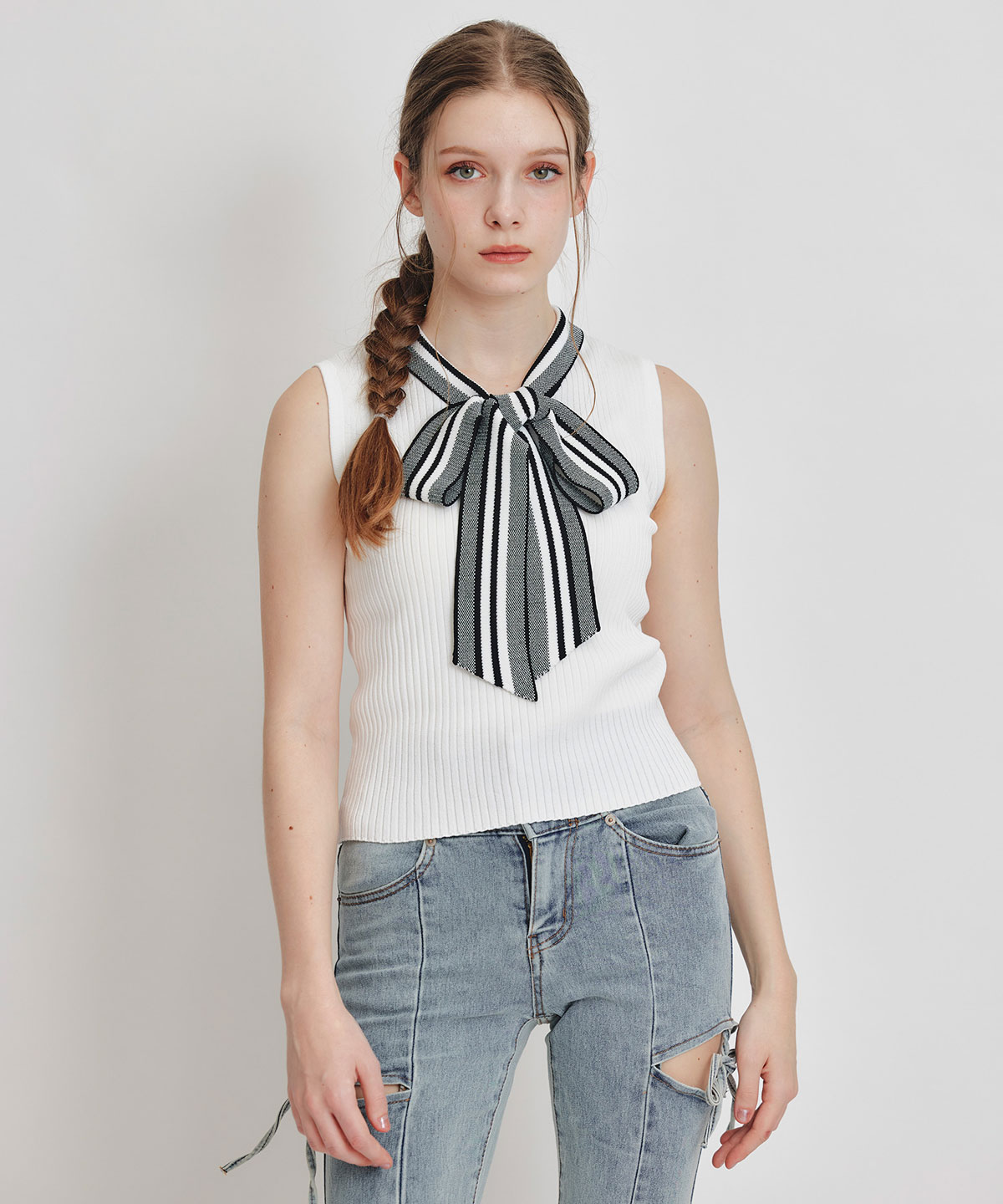 ストライプリボンタイリブニットノースリーブ