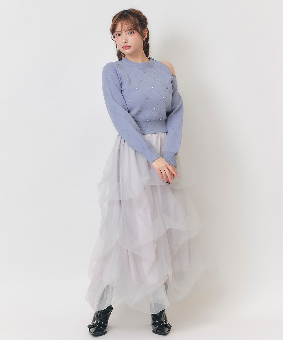 サイドカットオフパールビジューニットトップス
