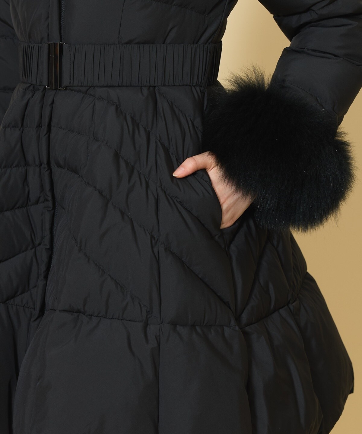 FOXファー付ドレスダウンコート